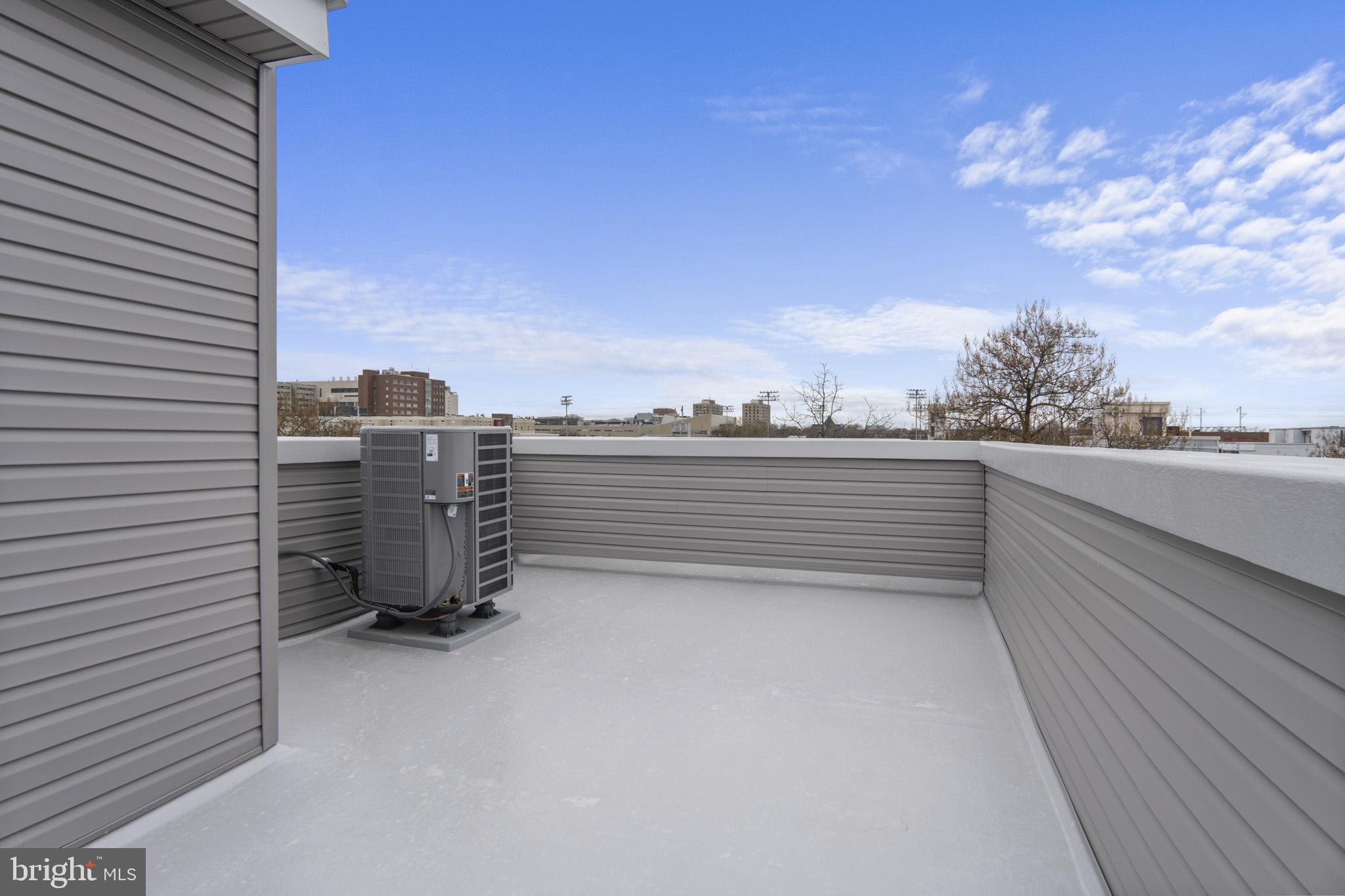 NORRIS SQUARE - Residential Income