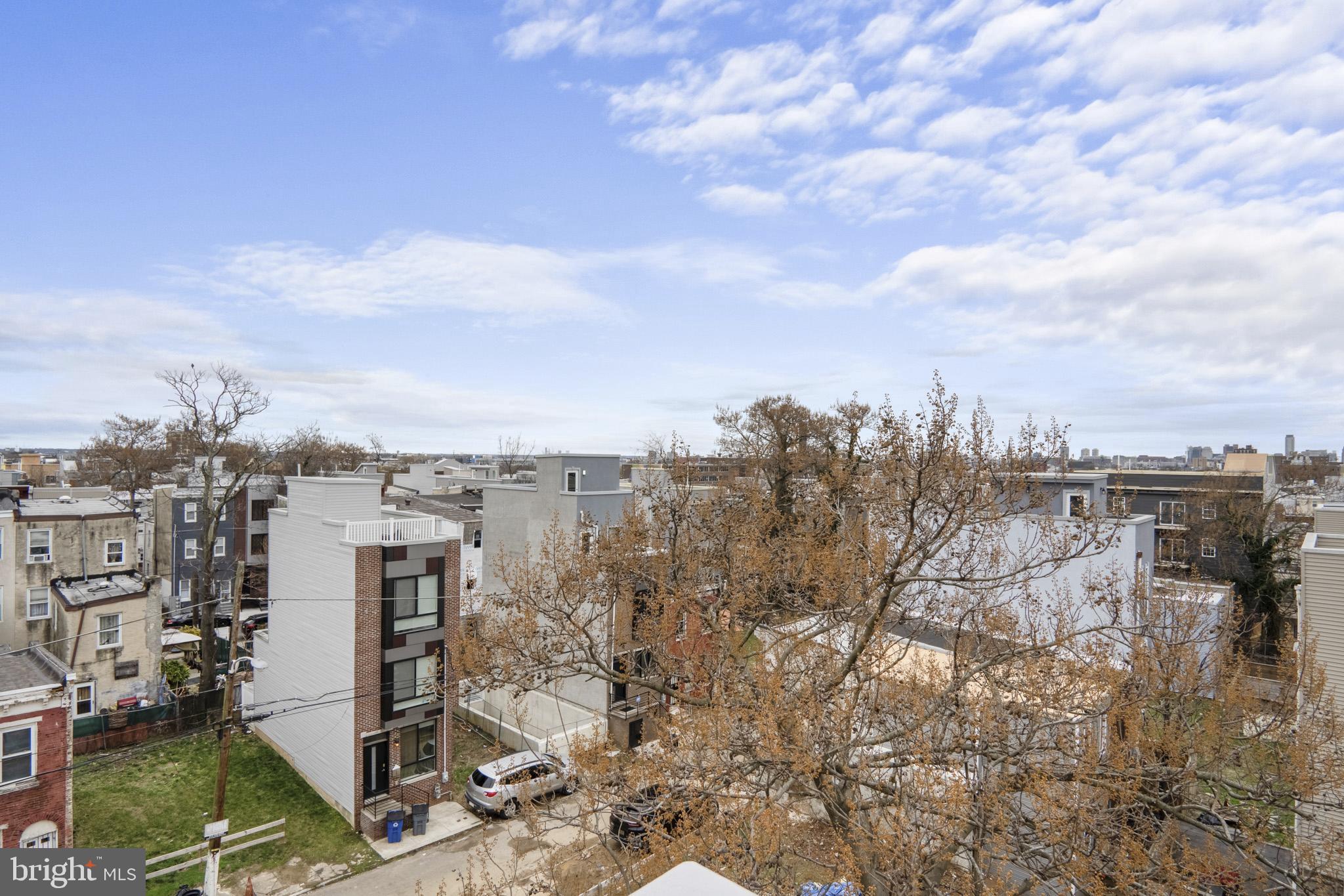 NORRIS SQUARE - Residential Income
