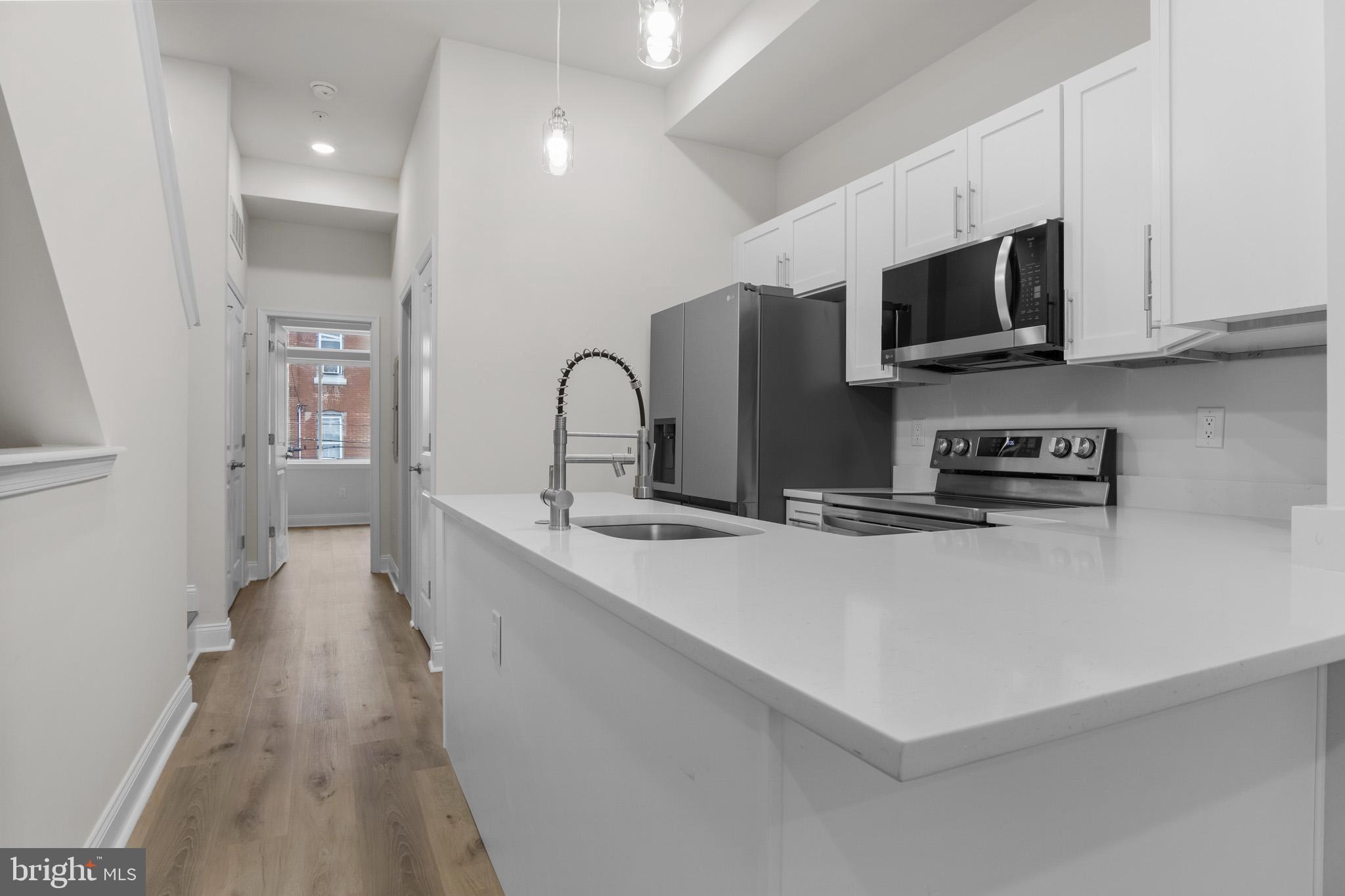 NORRIS SQUARE - Residential Income