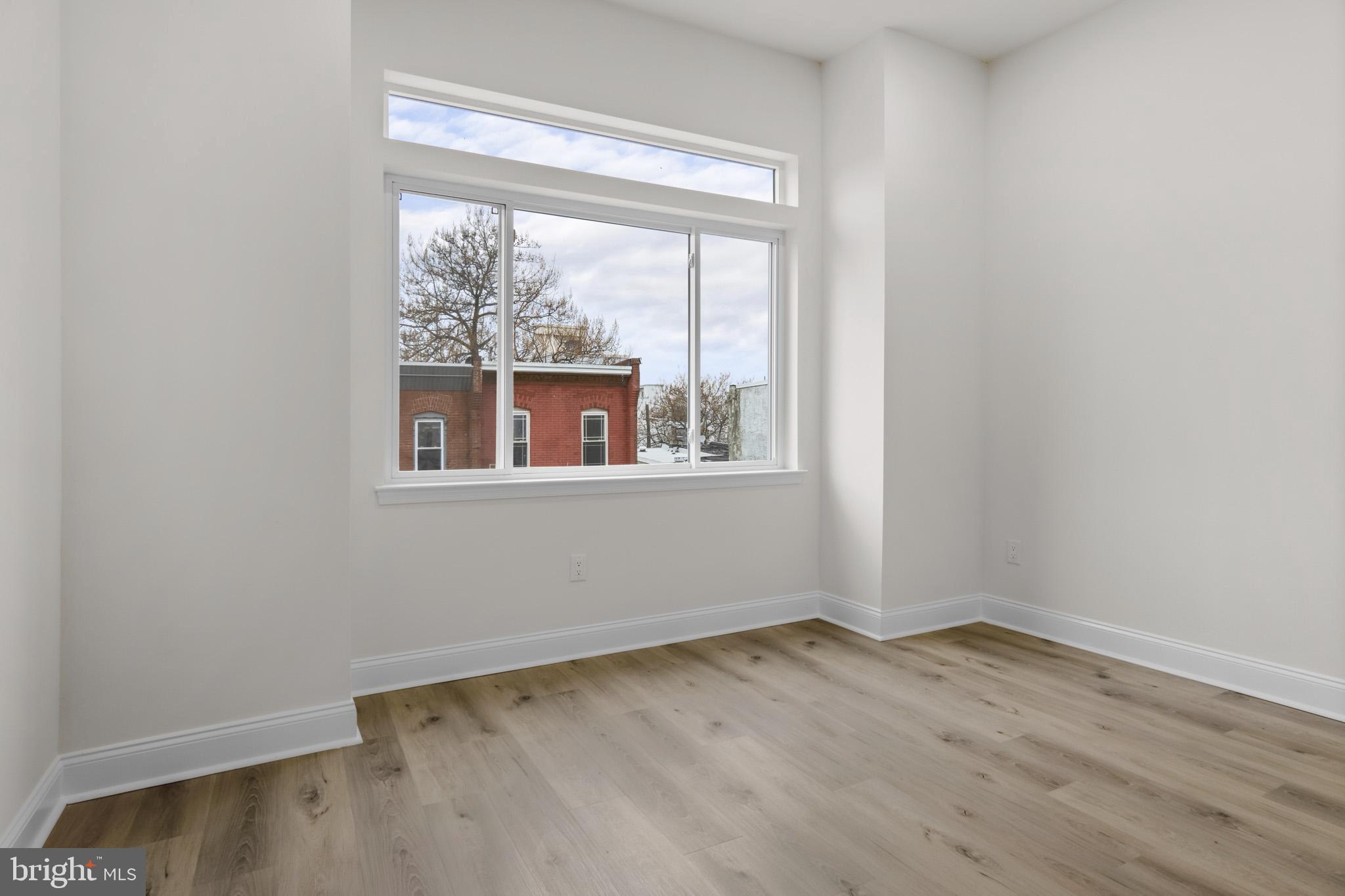 NORRIS SQUARE - Residential Income