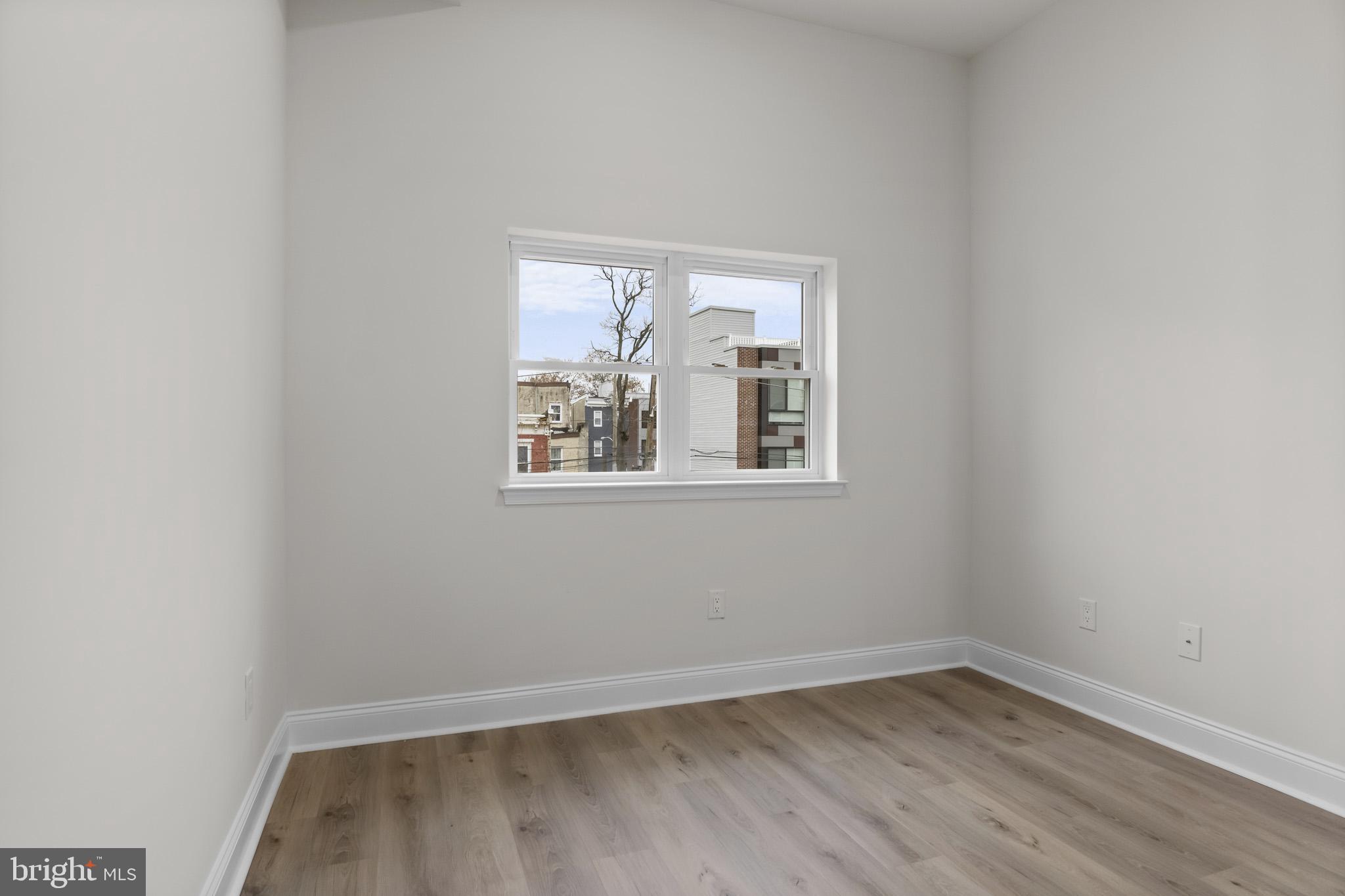 NORRIS SQUARE - Residential Income