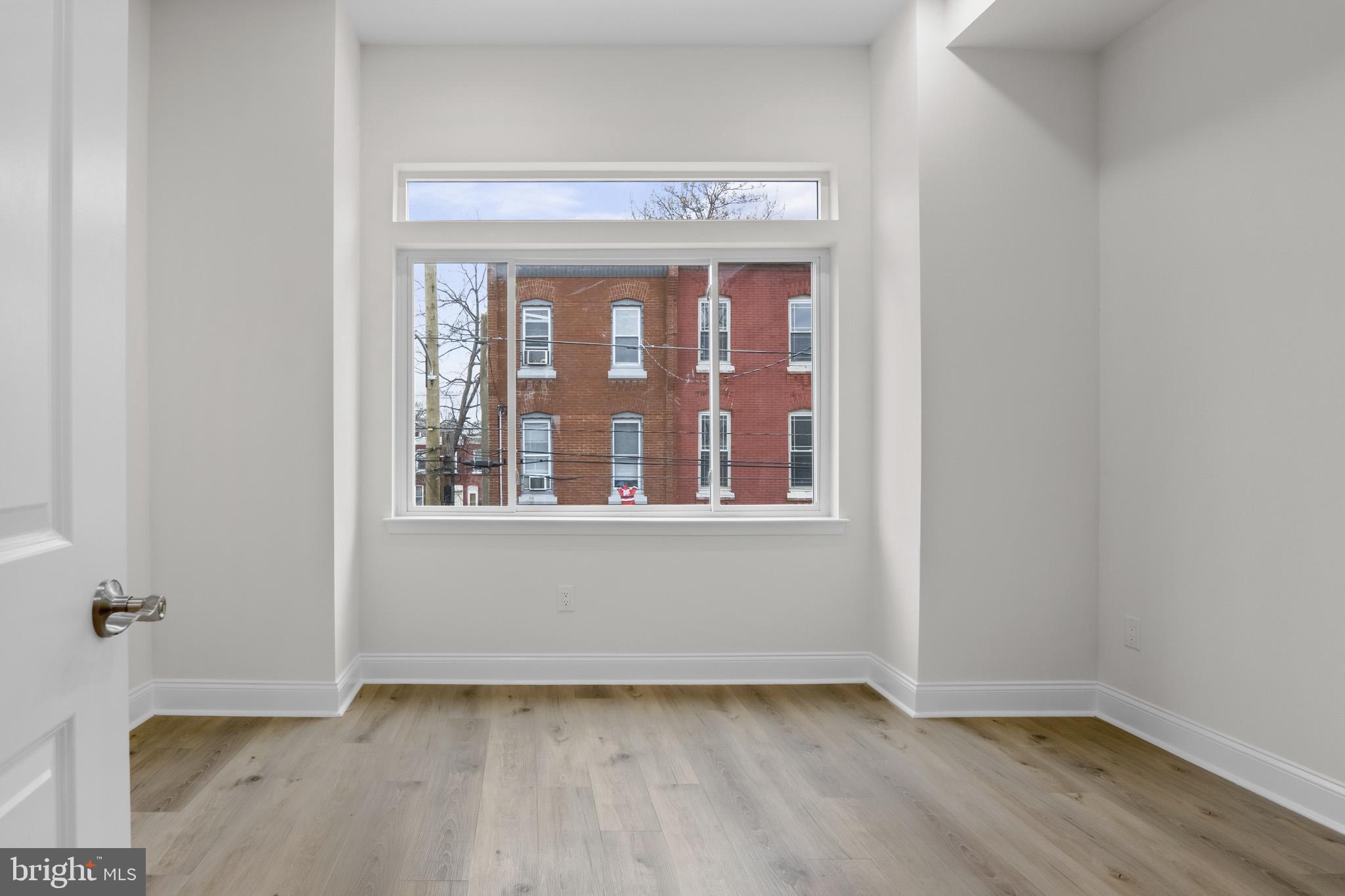 NORRIS SQUARE - Residential Income