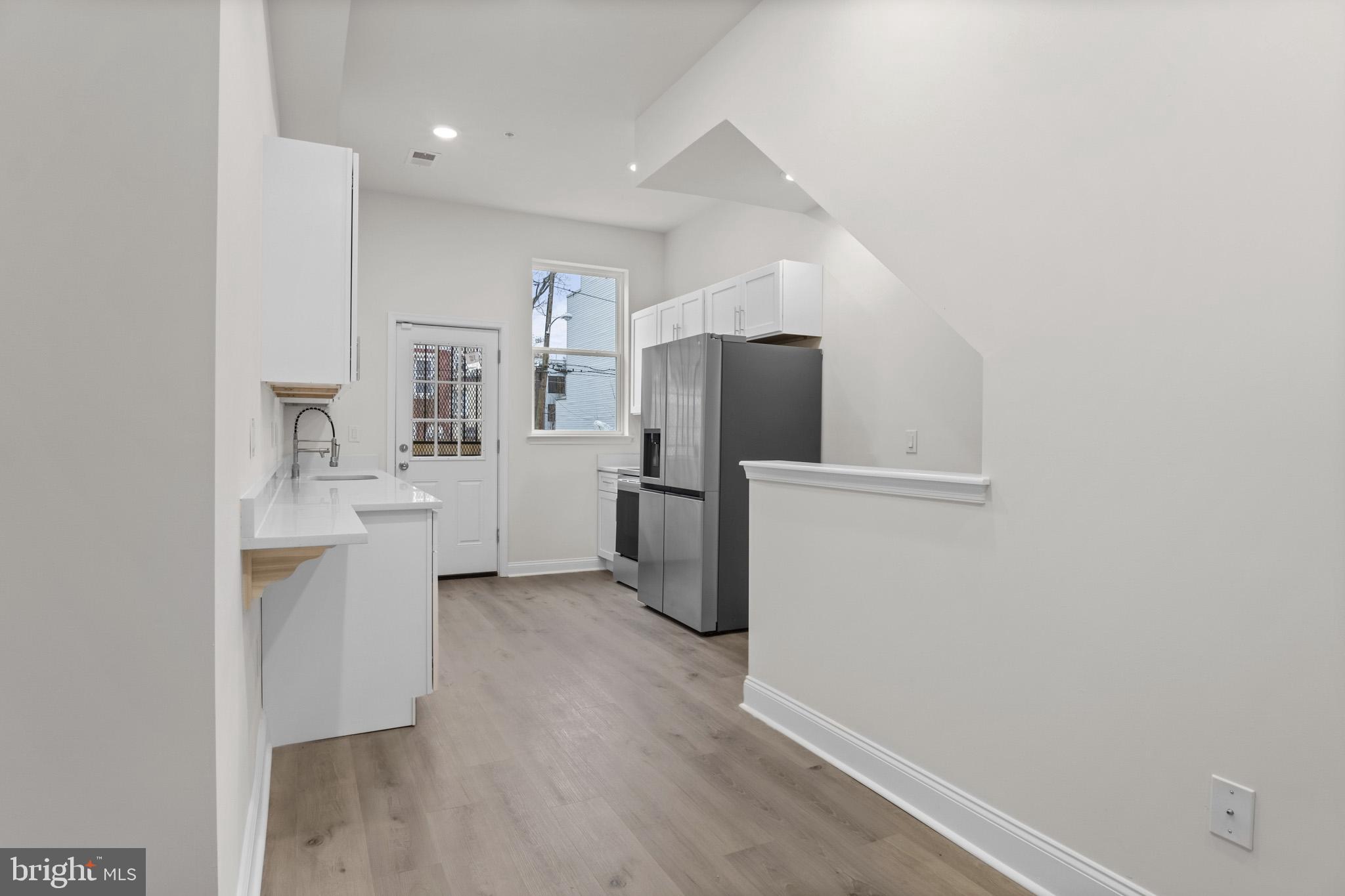 NORRIS SQUARE - Residential Income