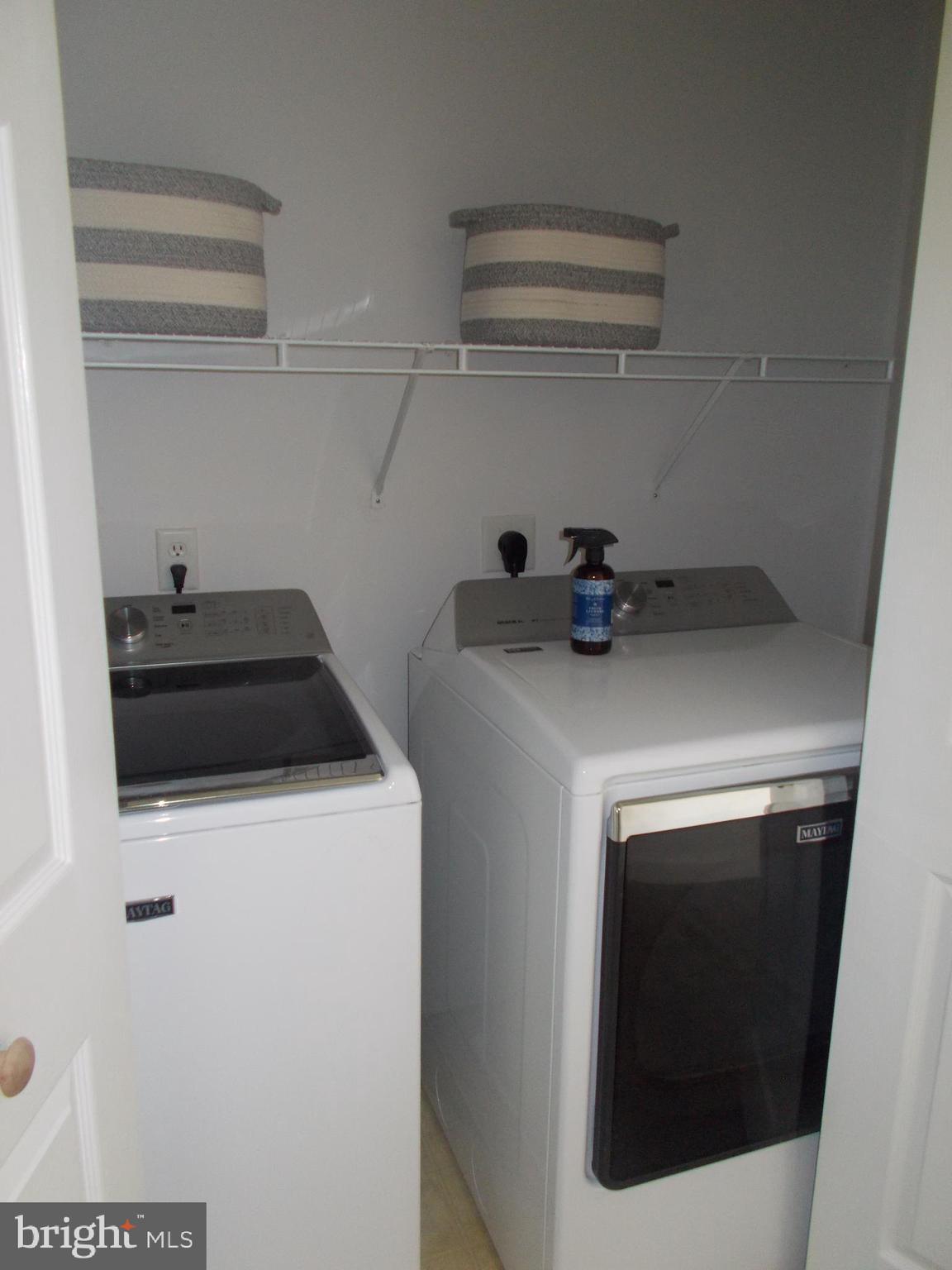 VAN LEAR - Residential Lease