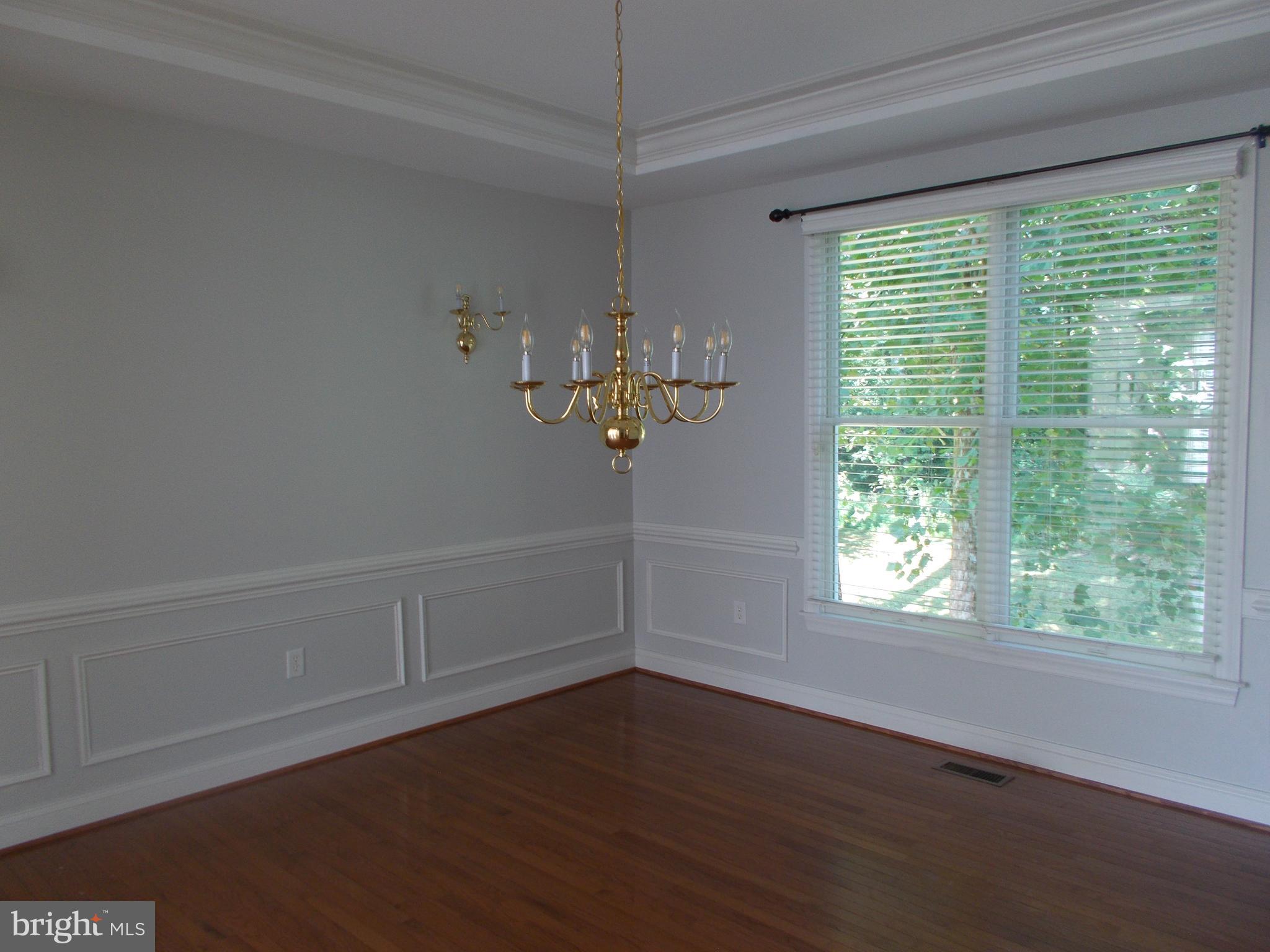 VAN LEAR - Residential Lease