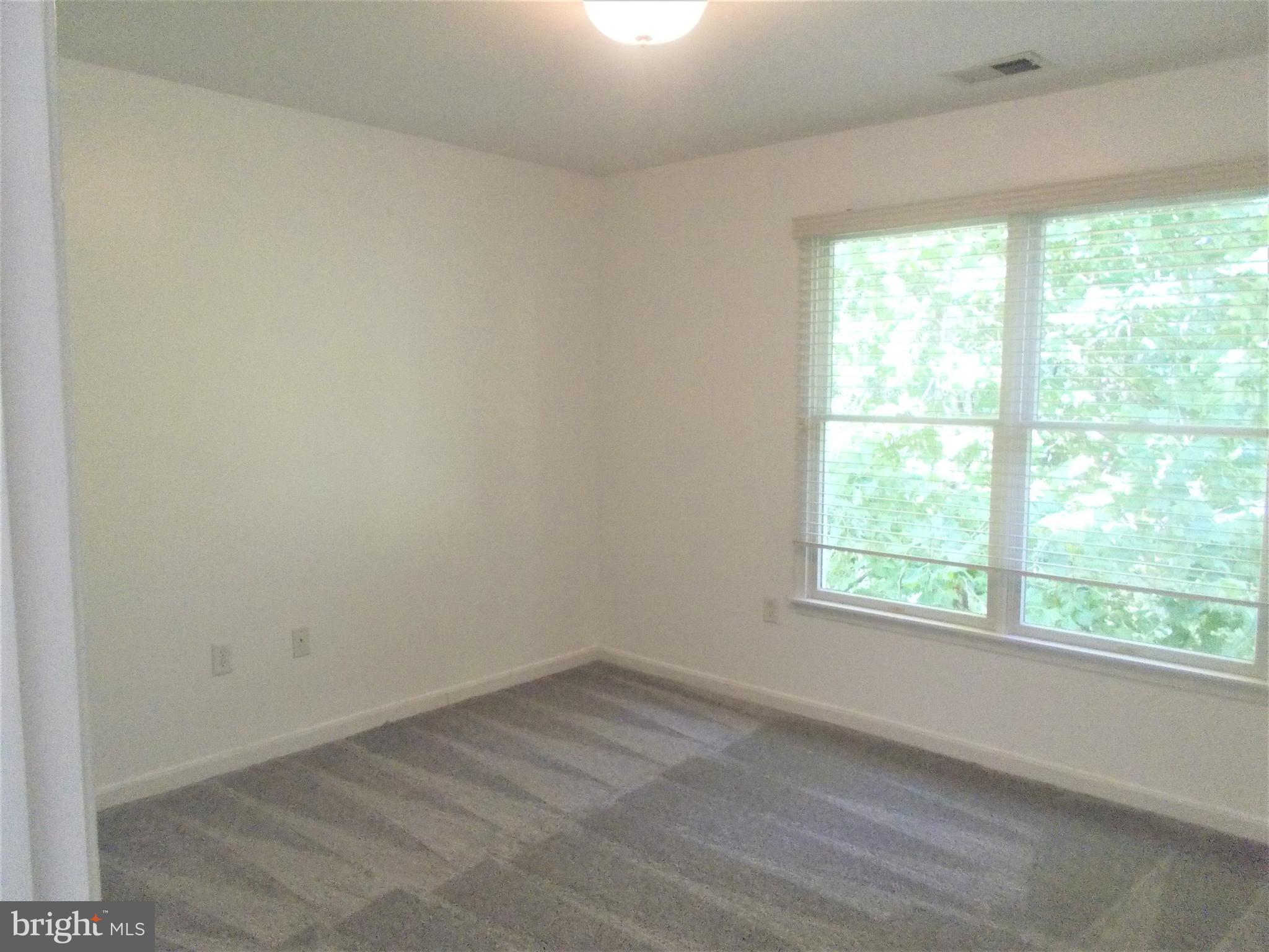 VAN LEAR - Residential Lease