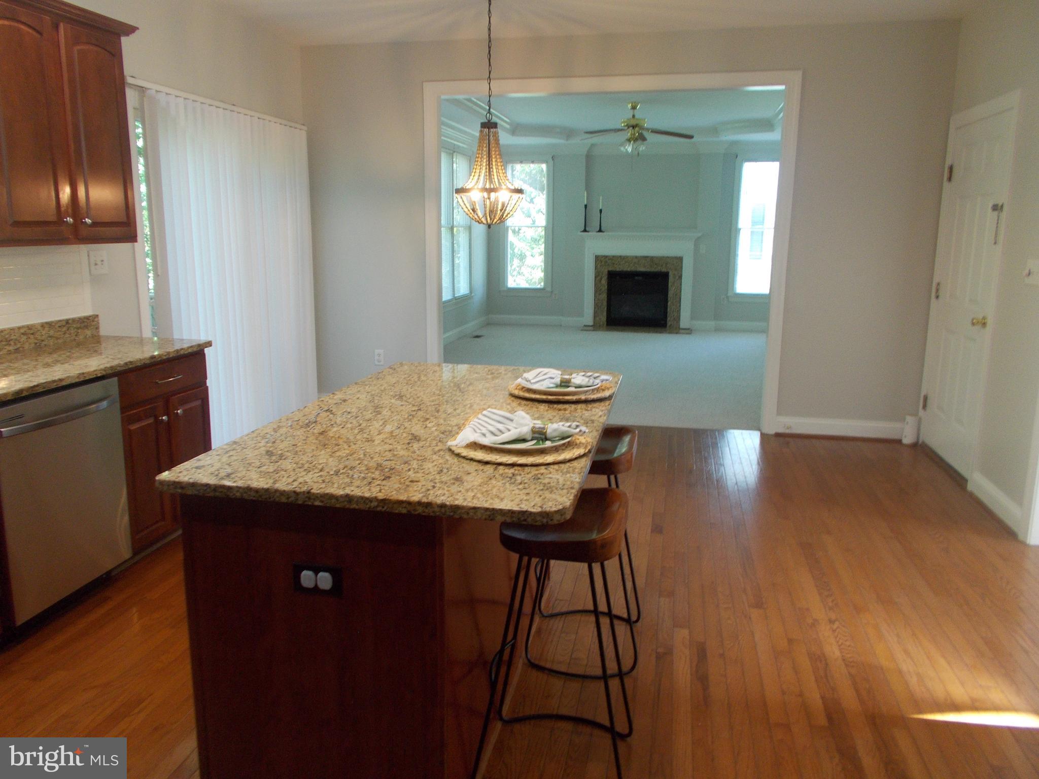 VAN LEAR - Residential Lease