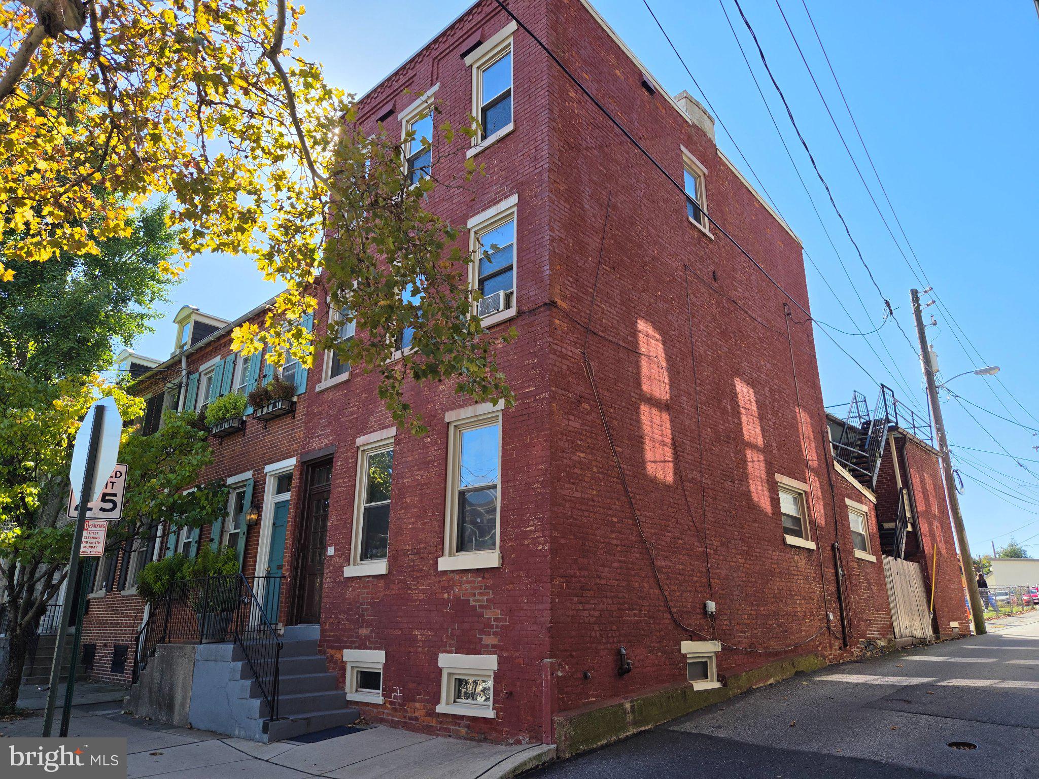 126 N MULBERRY STREET