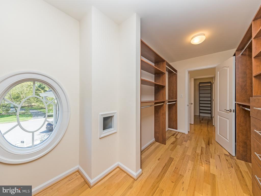 ALEXANDRA ESTATES - Residential