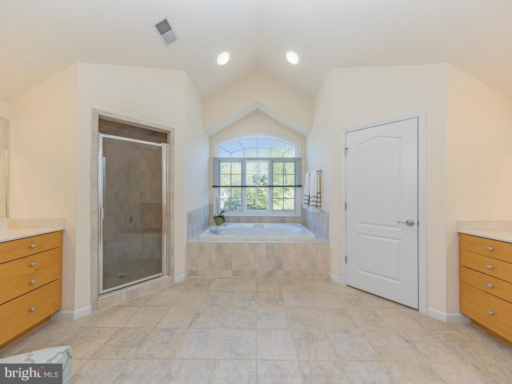 ALEXANDRA ESTATES - Residential