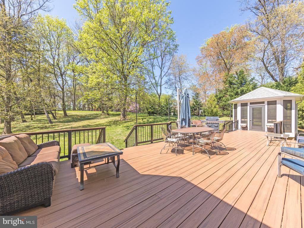 ALEXANDRA ESTATES - Residential