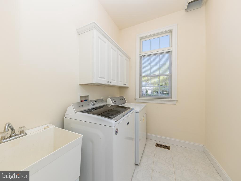 ALEXANDRA ESTATES - Residential