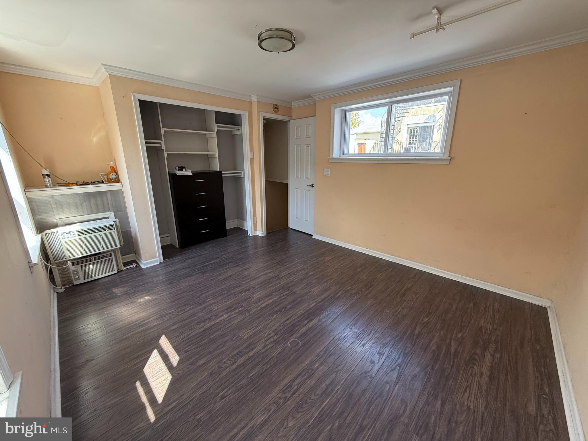 PHILADELPHIA - Residential