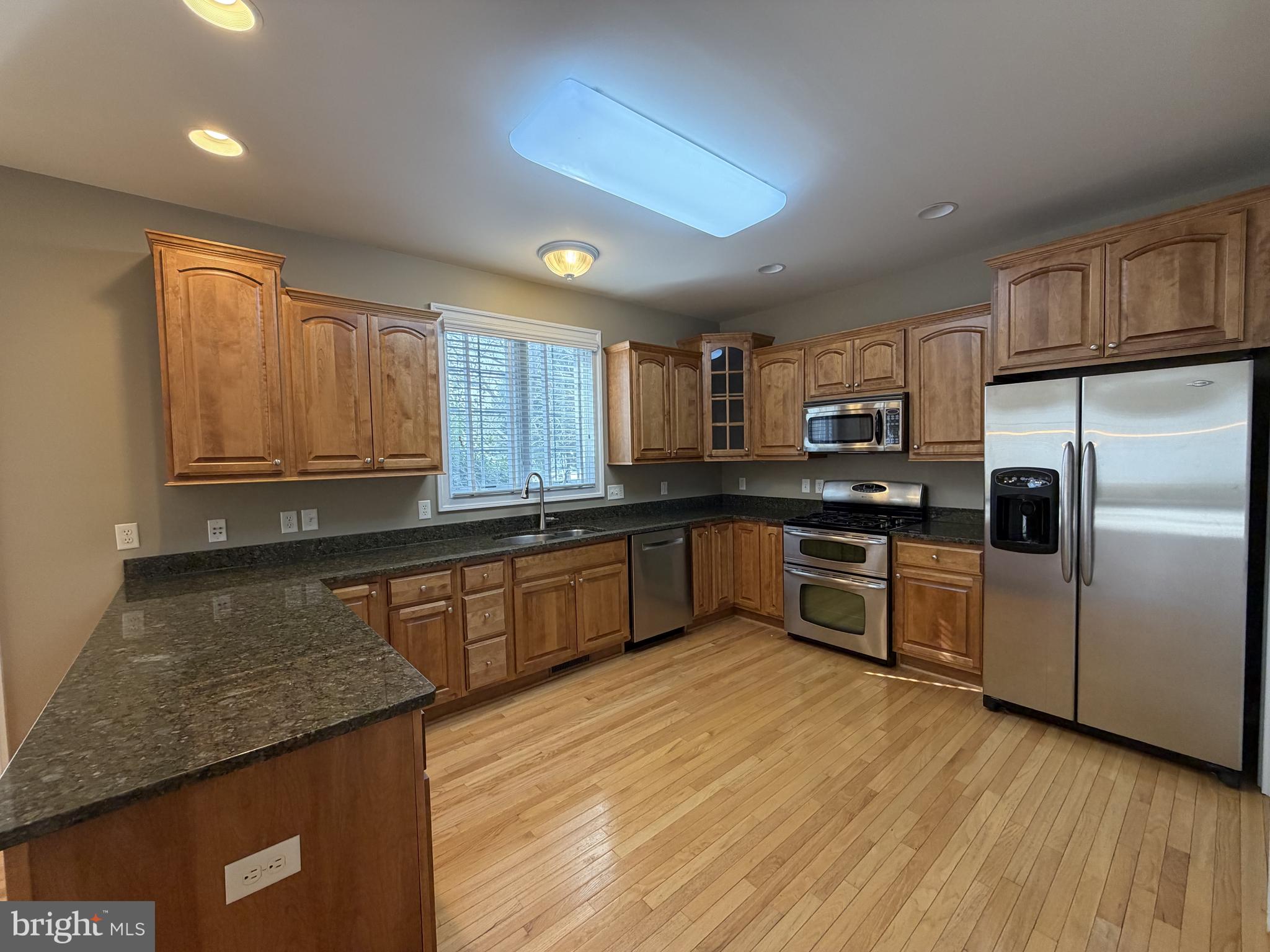 ROCKLAND HILLS - Residential