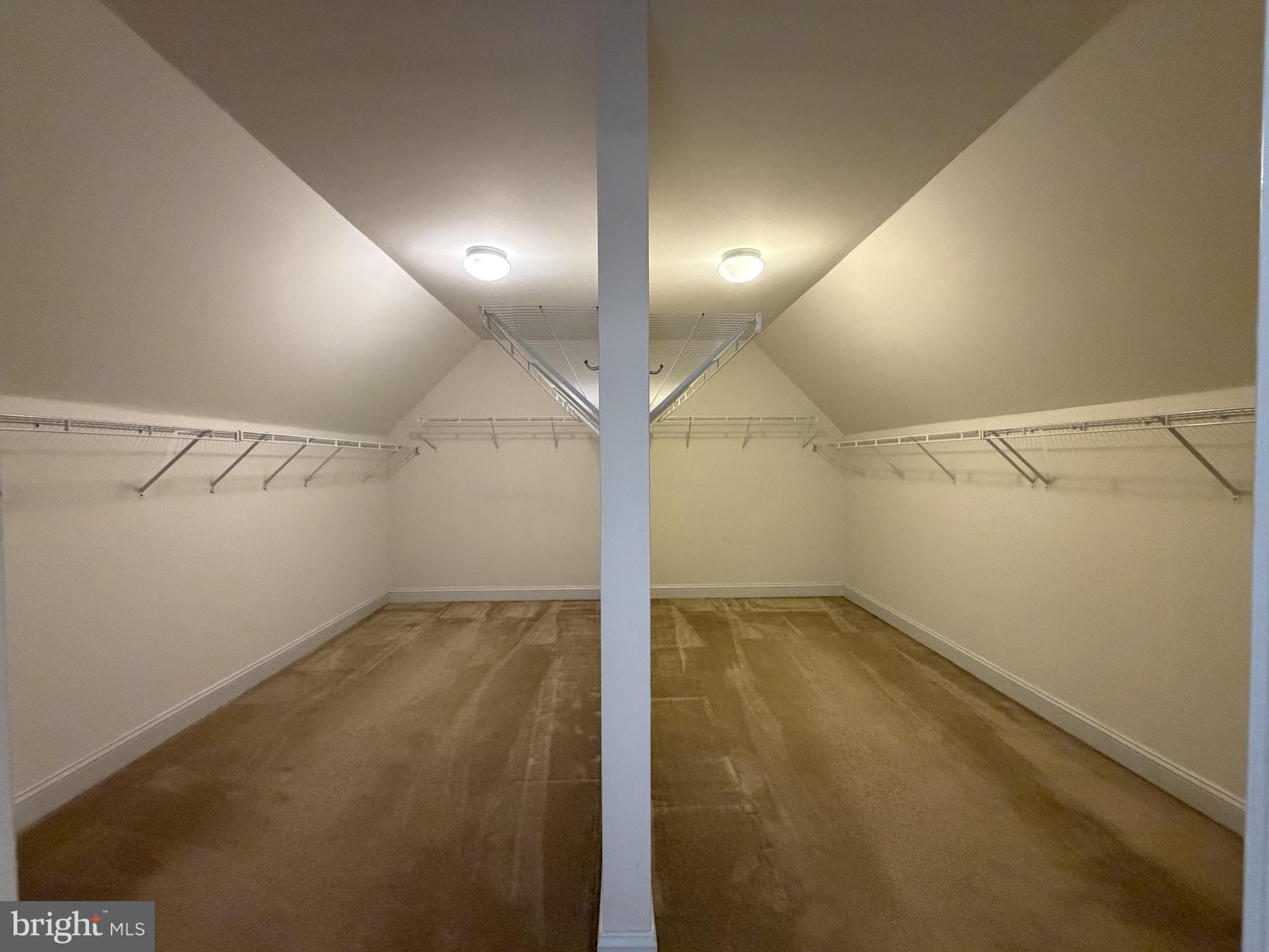 ROCKLAND HILLS - Residential