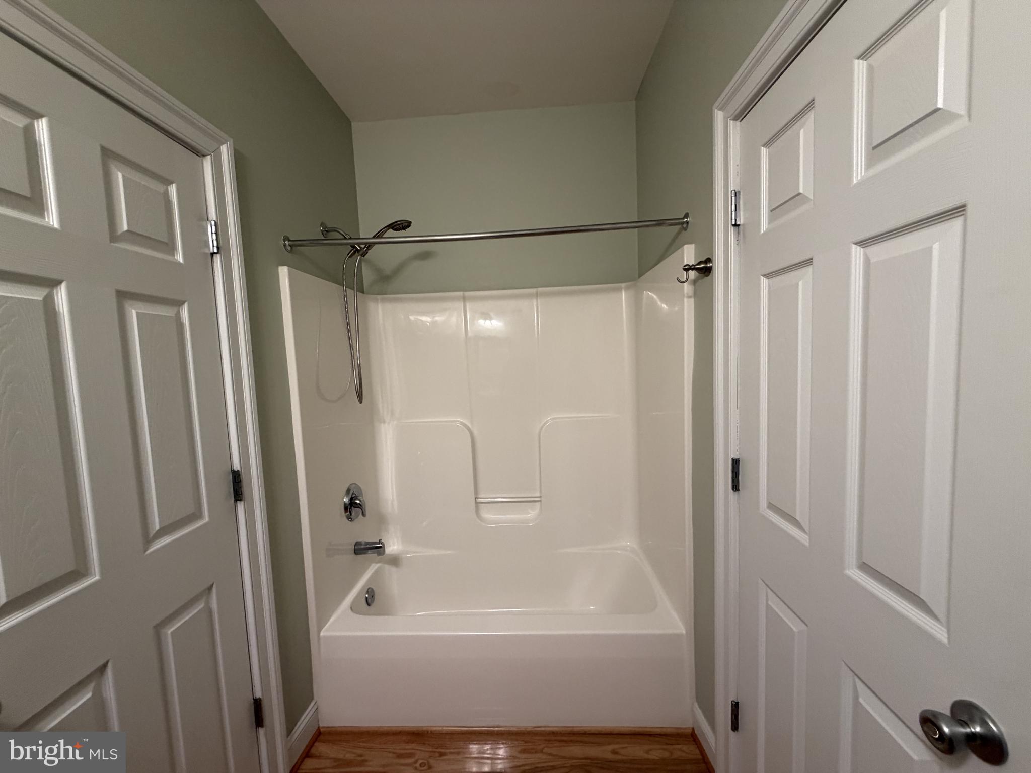 ROCKLAND HILLS - Residential