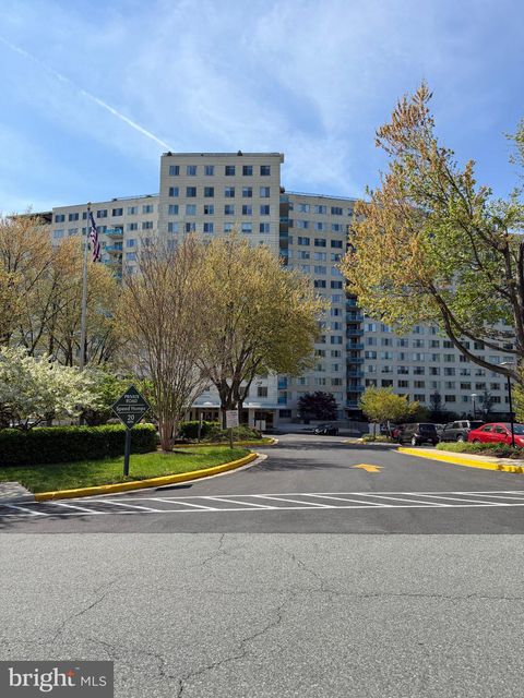 10500 ROCKVILLE PIKE M11 ROCKVILLE MD 20852