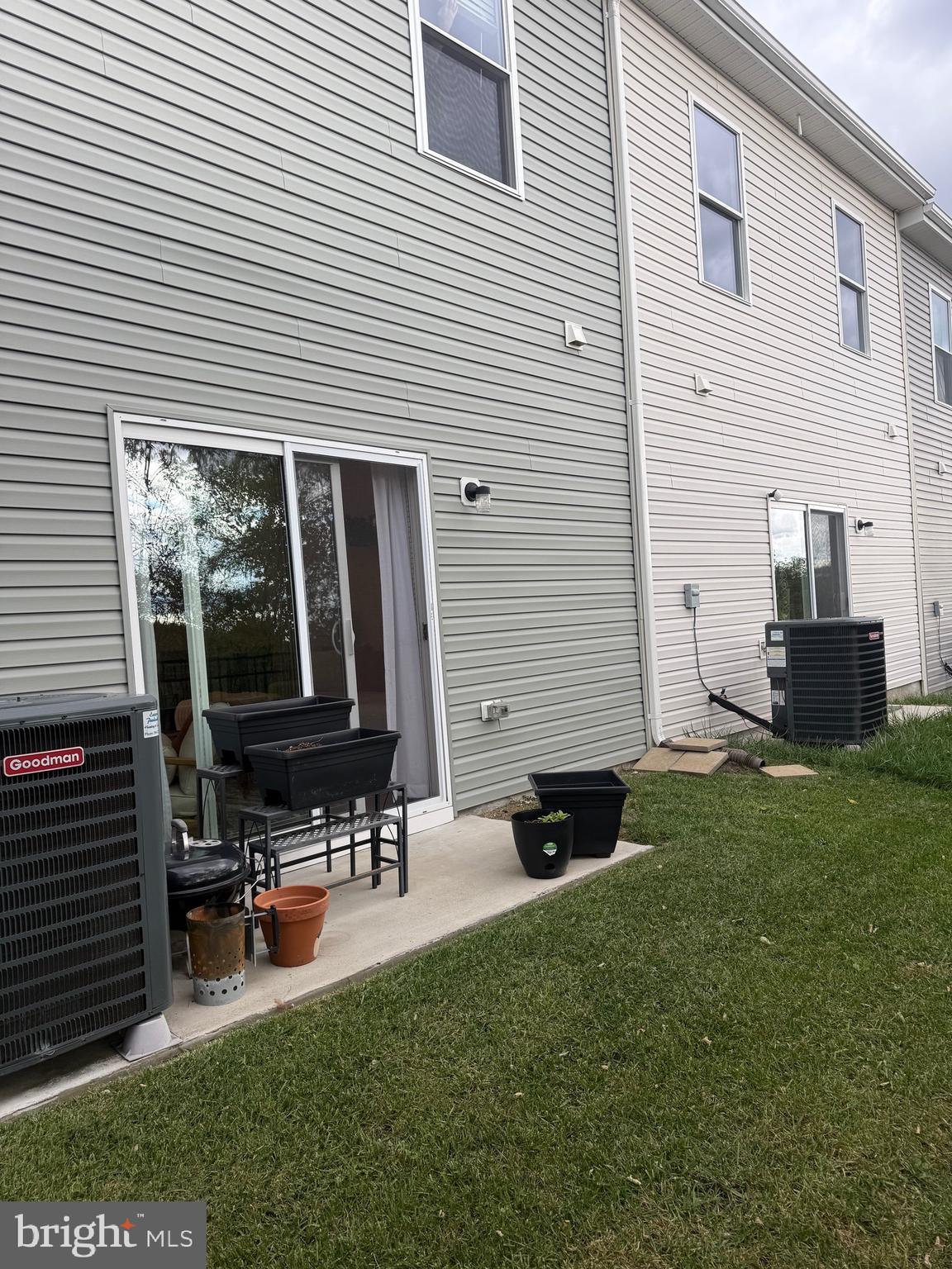 HOMEPLACE AT RIVERSIDE - Residential