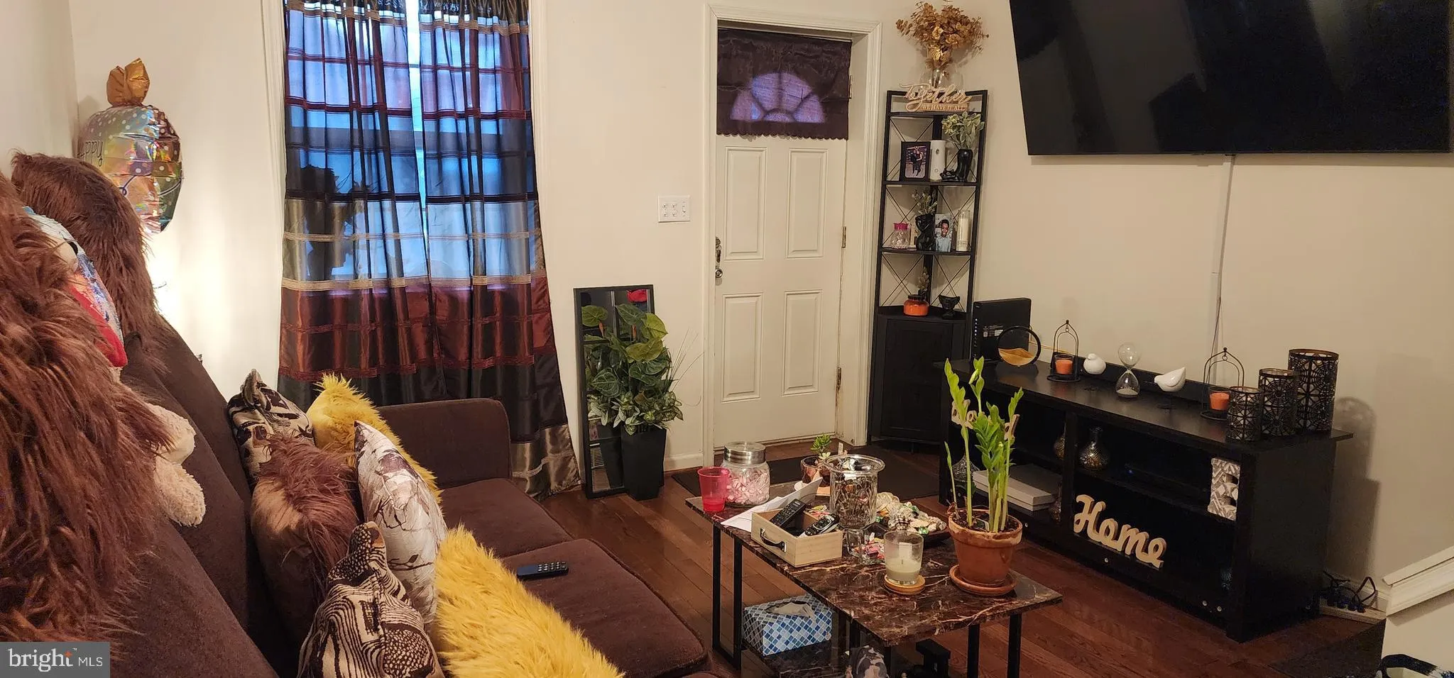 Baltimore, Maryland 21218, United States, 3 Bedrooms Bedrooms, ,2 BathroomsBathrooms,Residential,Pending,17657