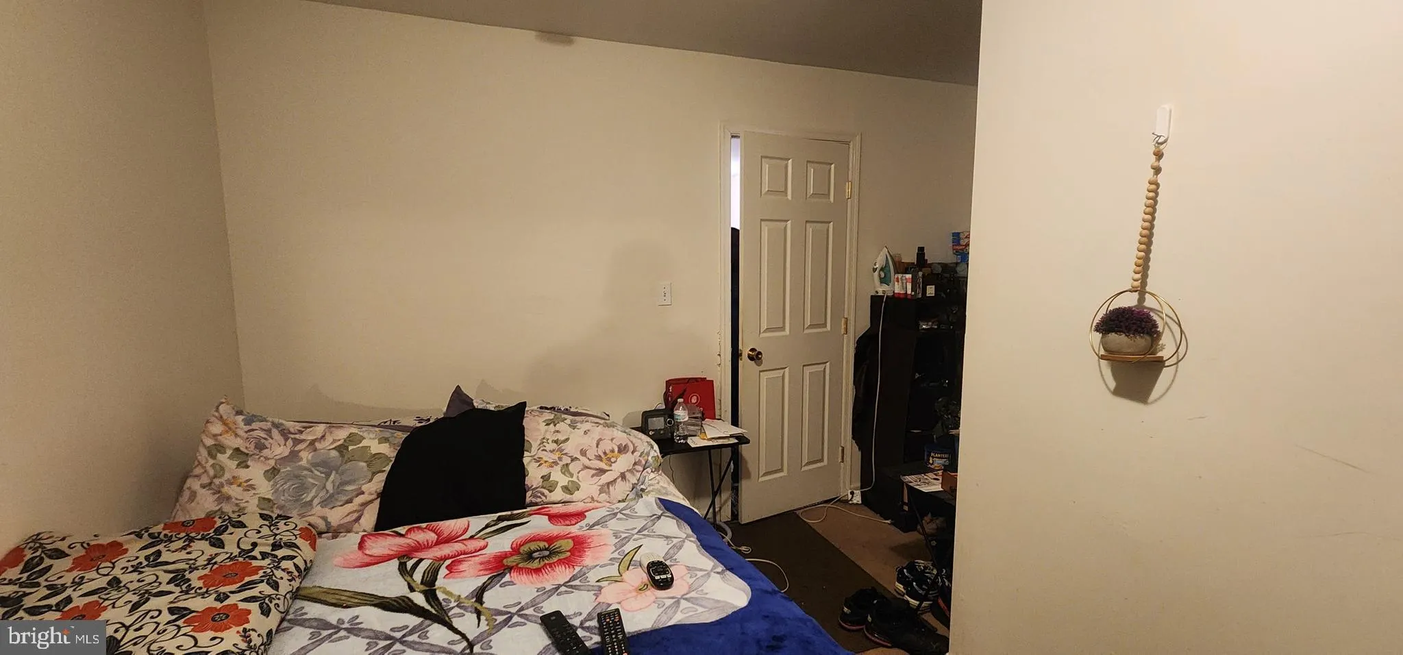 Baltimore, Maryland 21218, United States, 3 Bedrooms Bedrooms, ,2 BathroomsBathrooms,Residential,Pending,17657