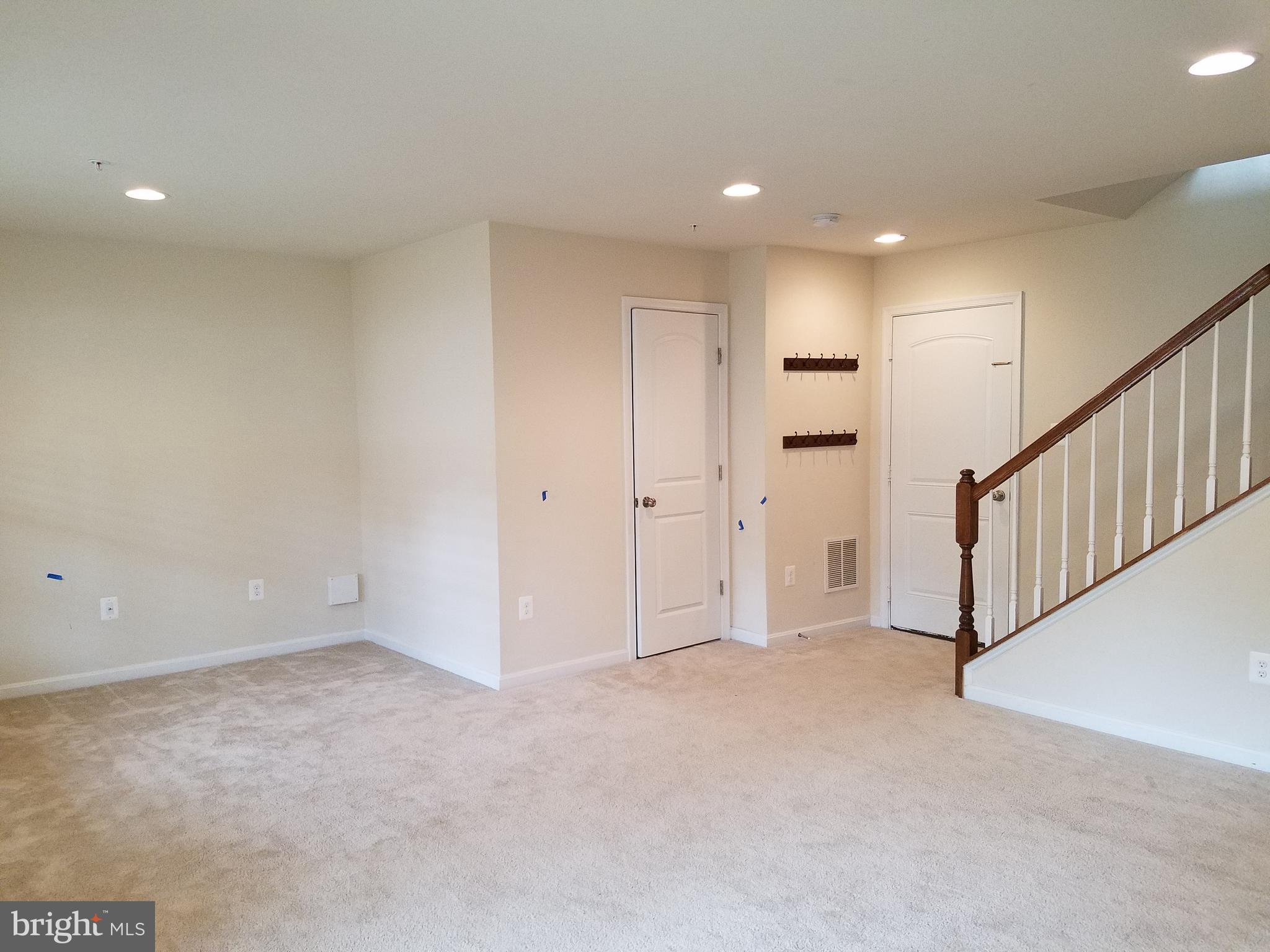 CANTERBURY VILLAGE - Residential Lease