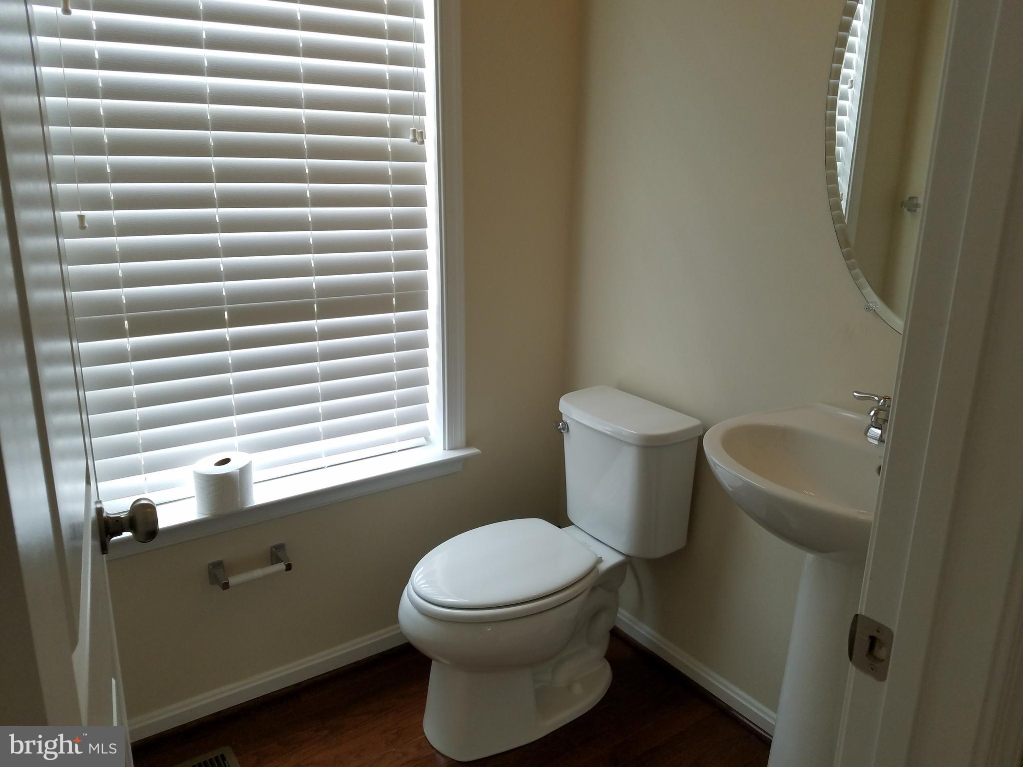 CANTERBURY VILLAGE - Residential Lease