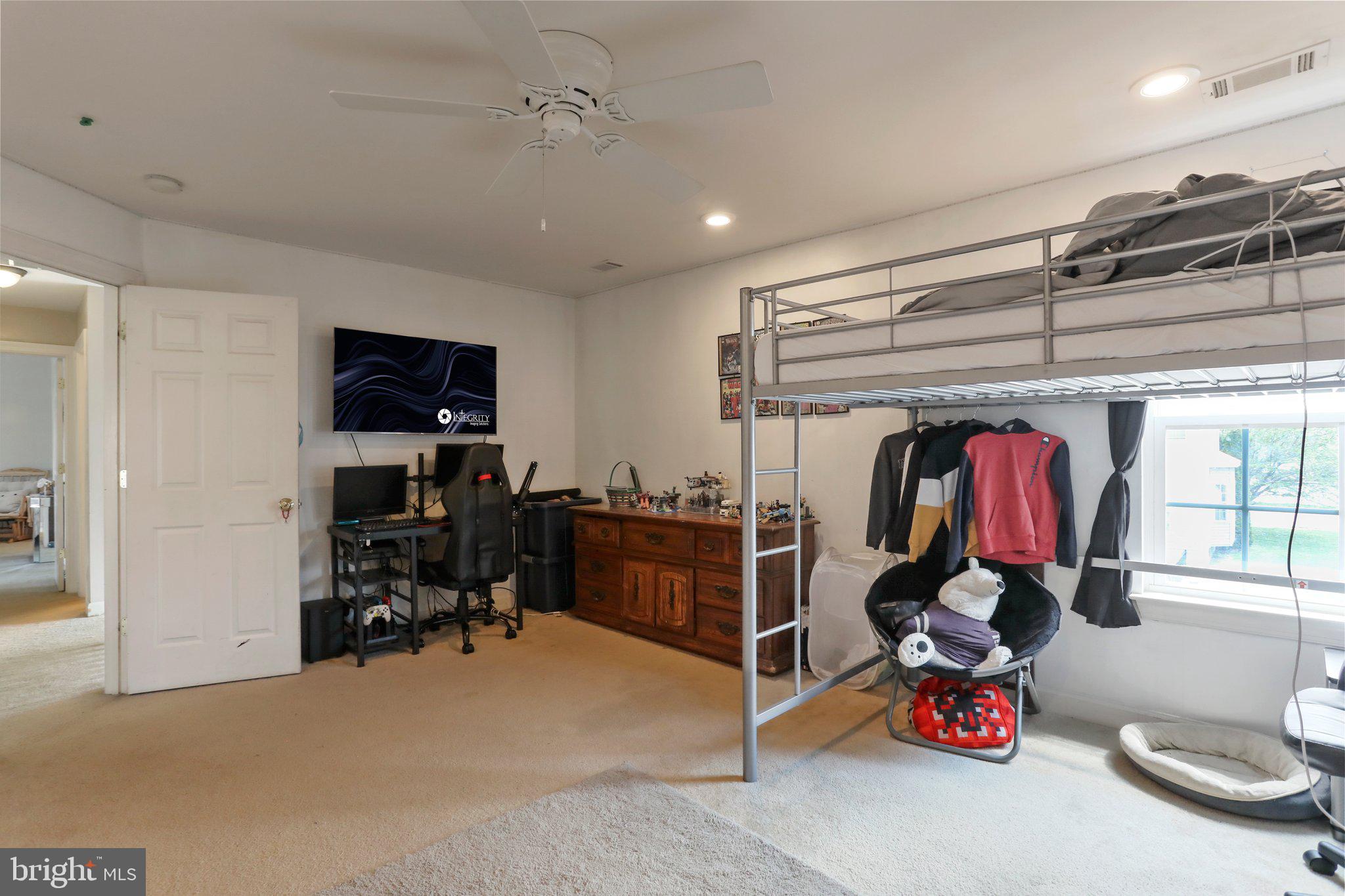 SHENANDOAH SPRINGS - Residential