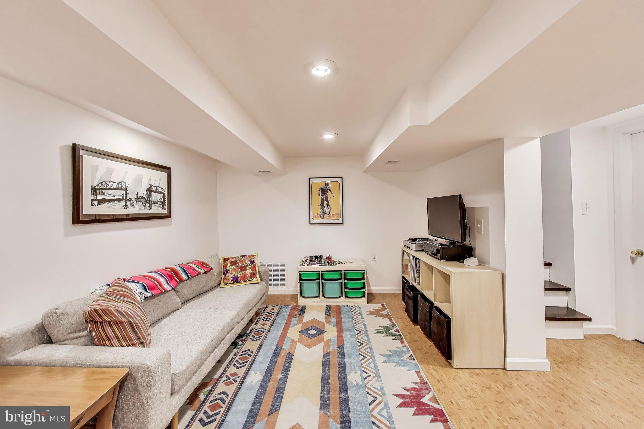 TAKOMA PARK - Residential