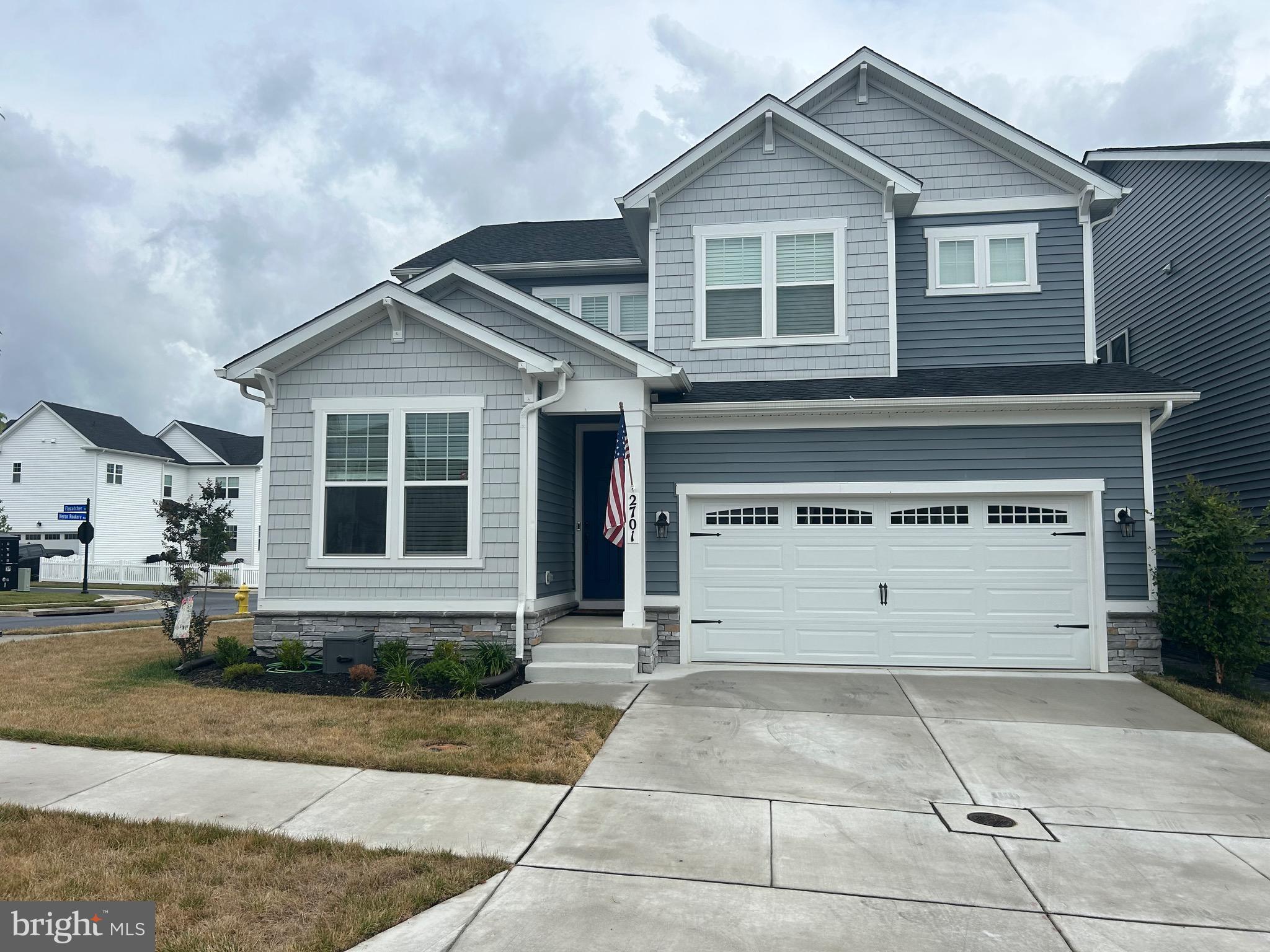 TWO RIVERS - Residential Lease