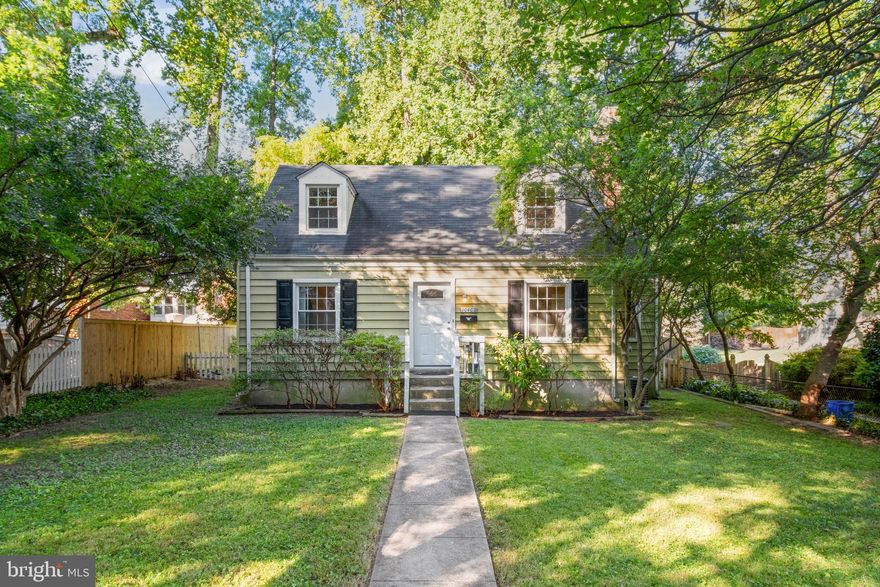 3 bedroom, 1 full bath detached house in Kensington. Hardwood floors on main level, with wood burning fireplace in the living room. Kitchen with ceramic tile floor, granite countertops, oak cabinets and white appliances including a dishwasher. Unfinished Basement provides plenty of storage and laundry area. Central air and gas furnace. Backyard is fenced and level. Quiet cozy neighborhood, walk to Oakland Terrace Elementary. Convenient location close to retail, bus, MARC train, 495, etc.***Professional pics to come***