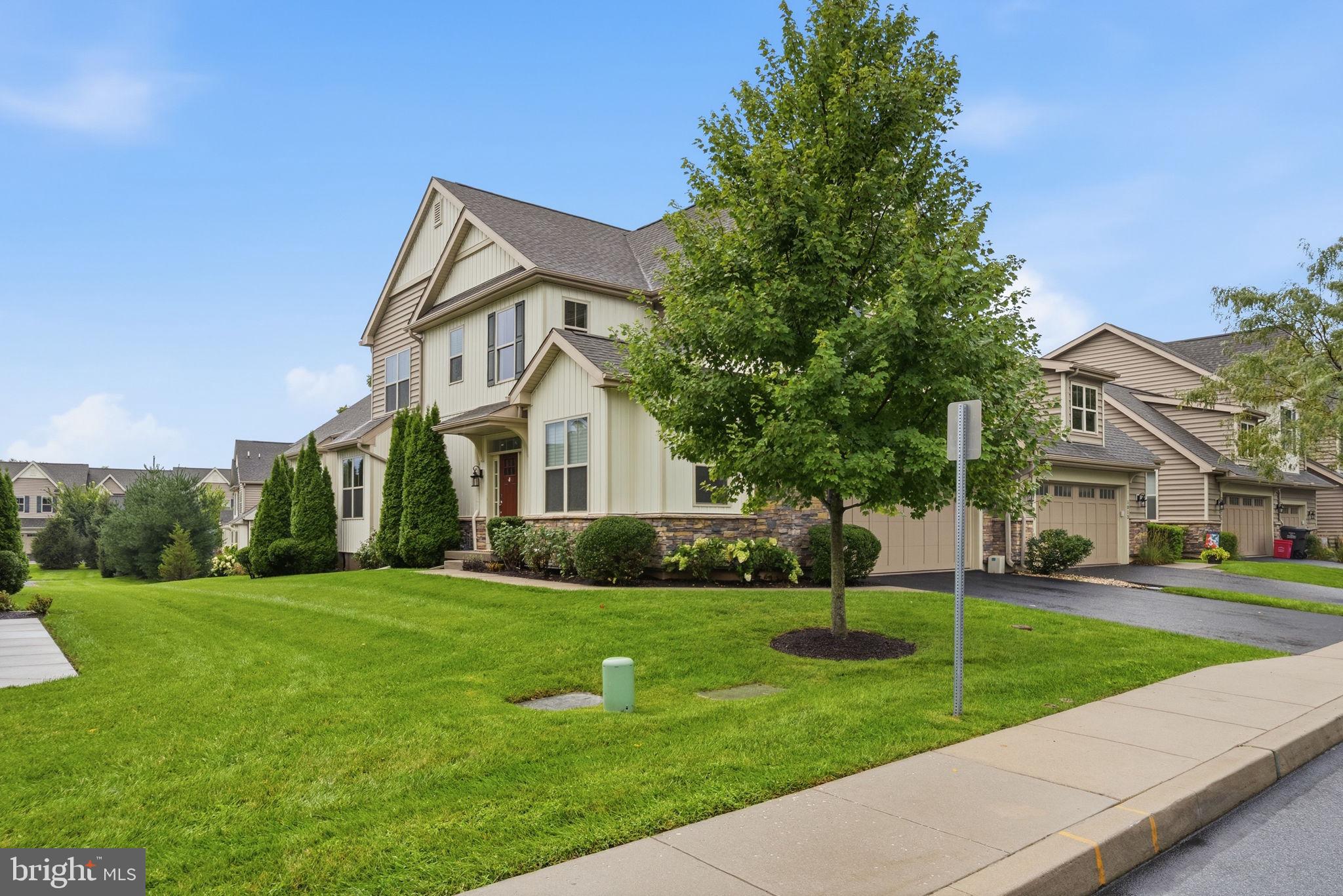1011 JAMES WALTER WAY