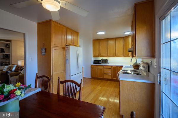 FOUR SEASONS ESTATES - Residential