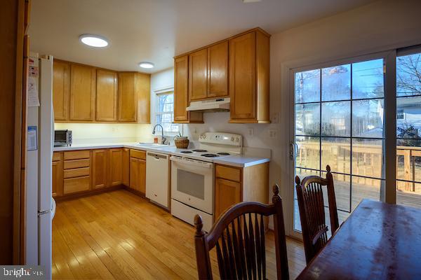 FOUR SEASONS ESTATES - Residential