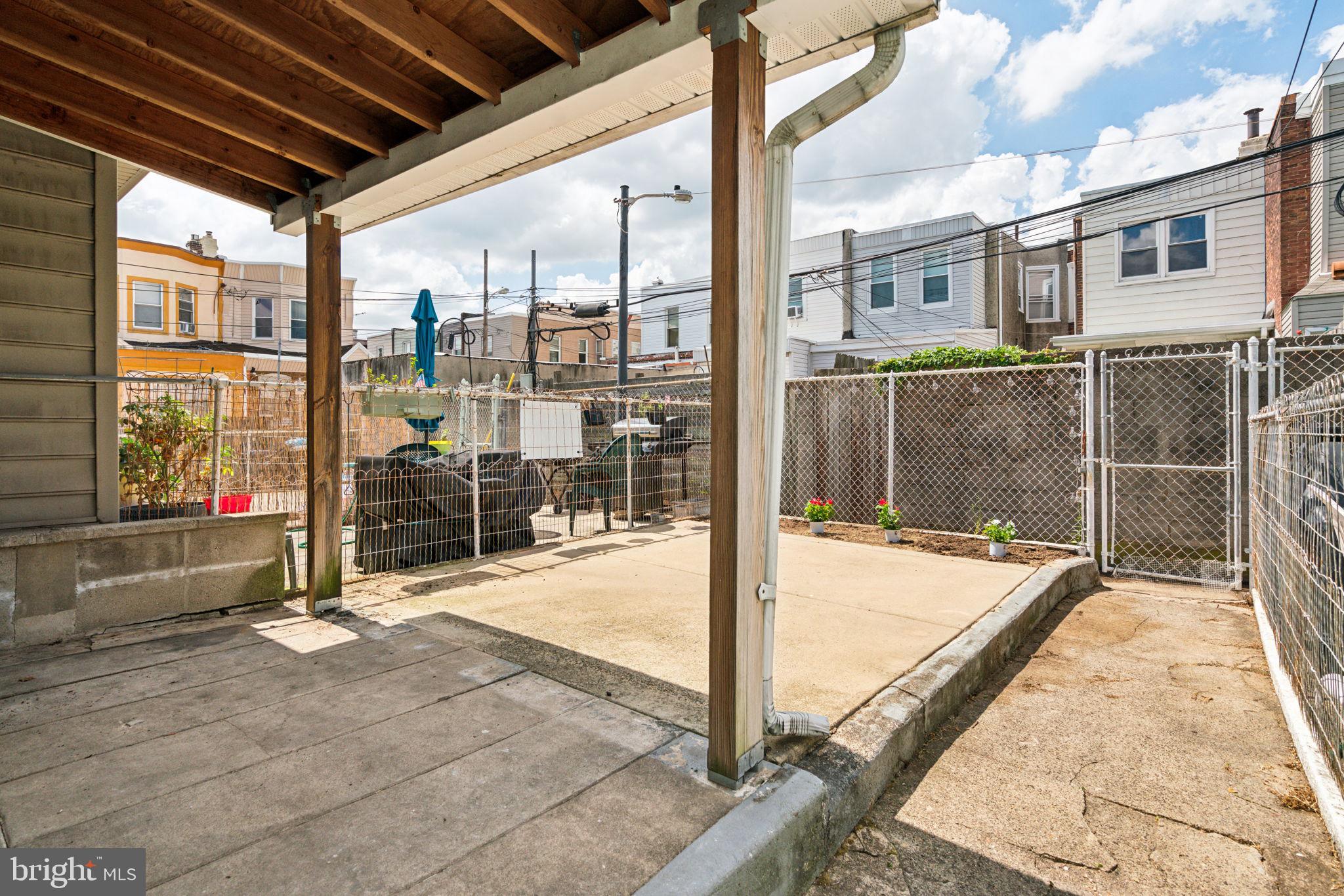 PORT RICHMOND - Residential