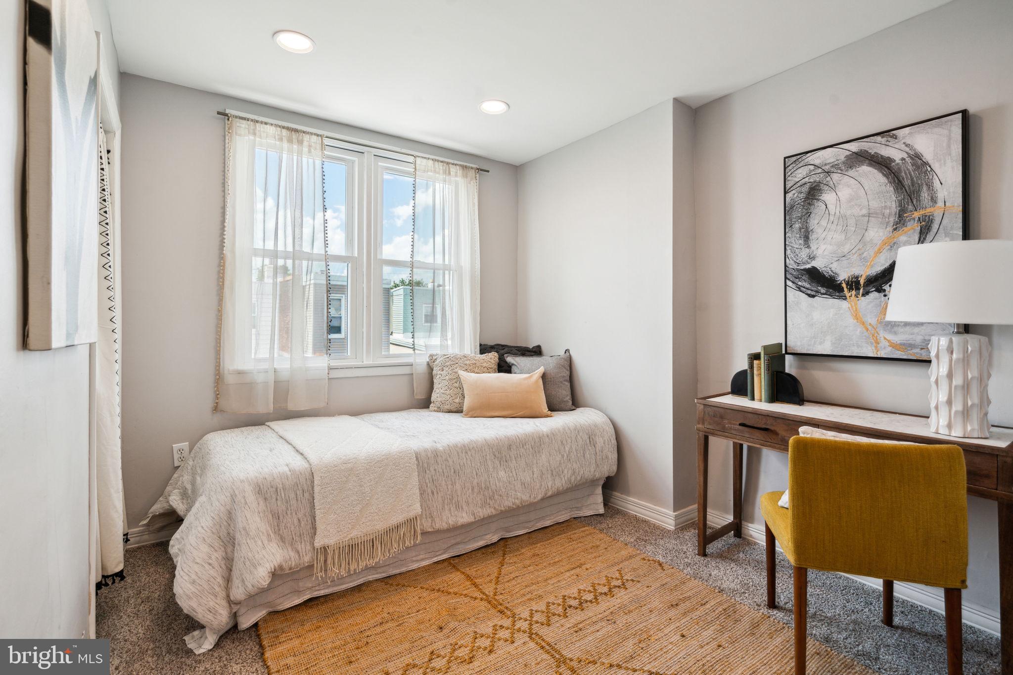 PORT RICHMOND - Residential