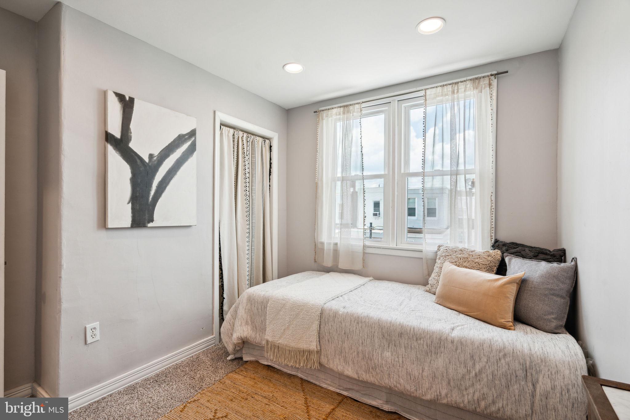 PORT RICHMOND - Residential