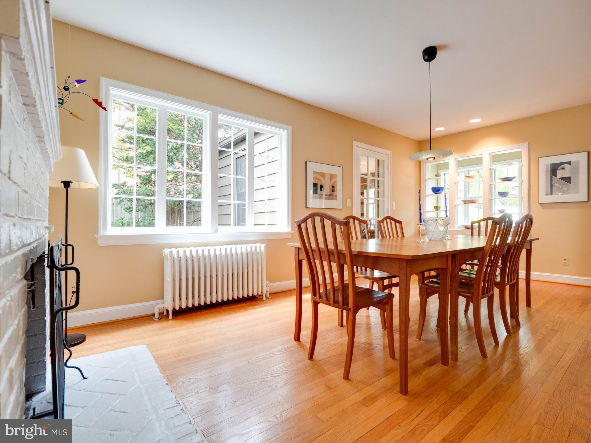 COUNTRY CLUB GROVE - Residential