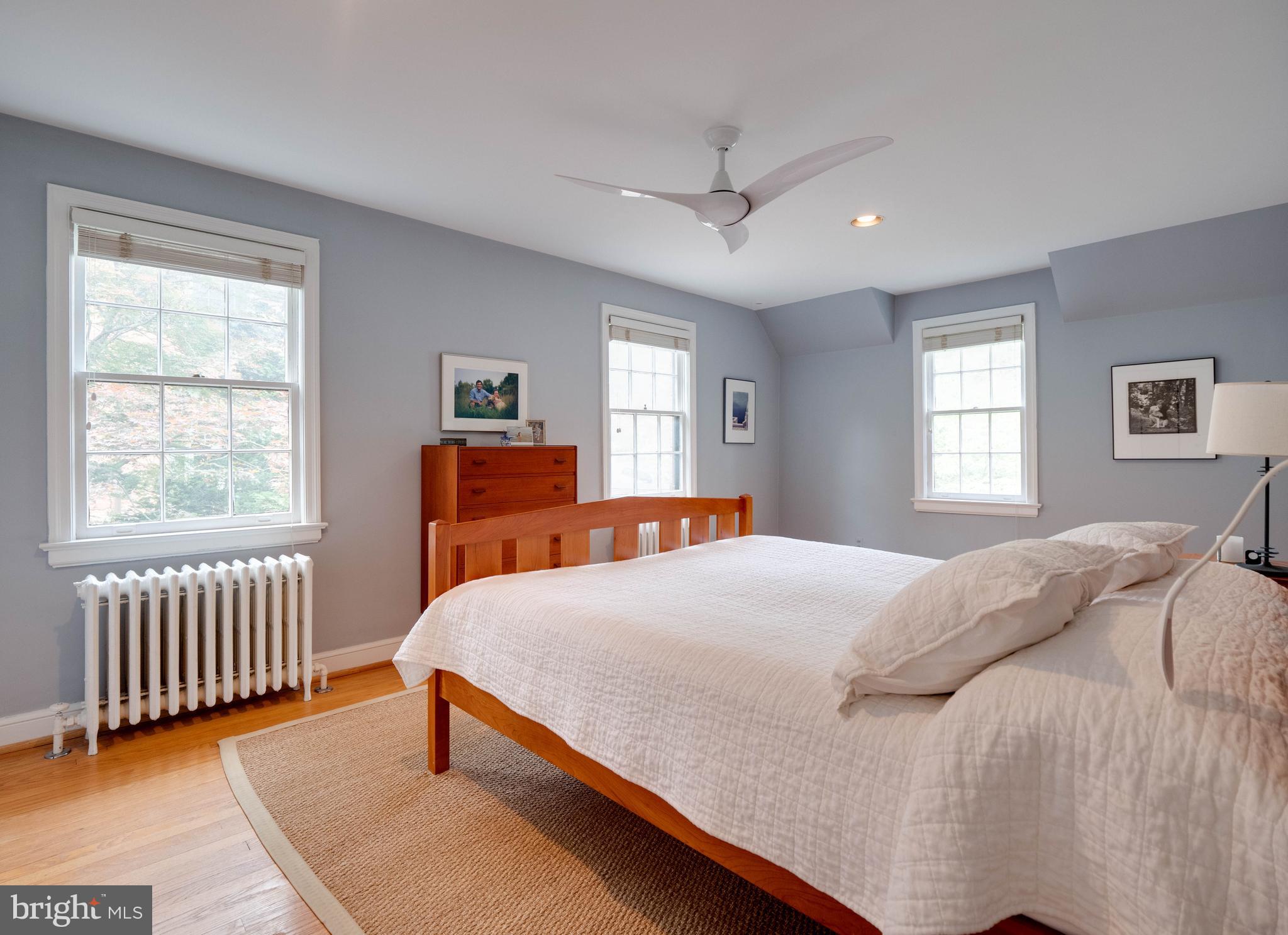 COUNTRY CLUB GROVE - Residential