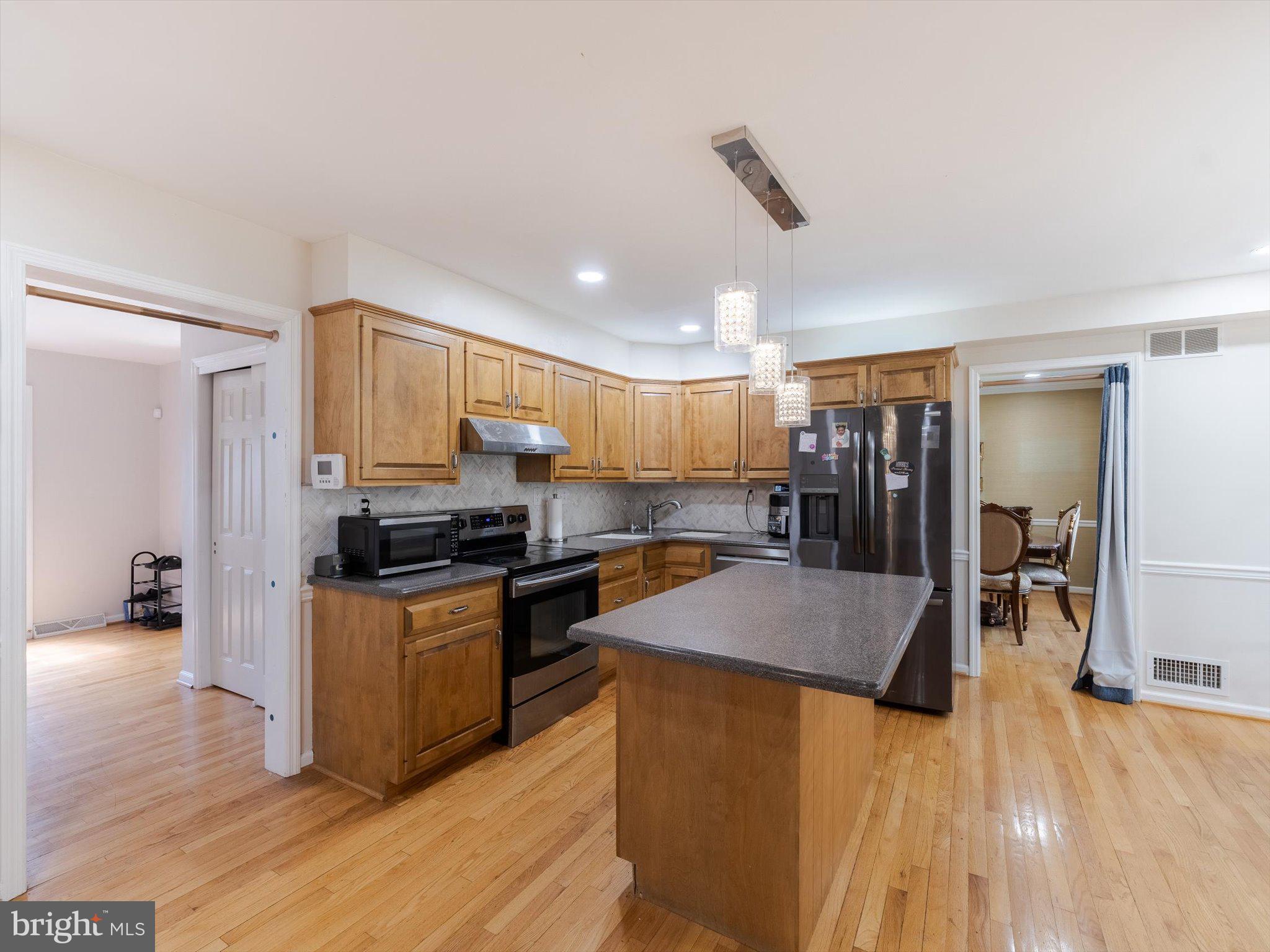 GRISTMILL RUN - Residential