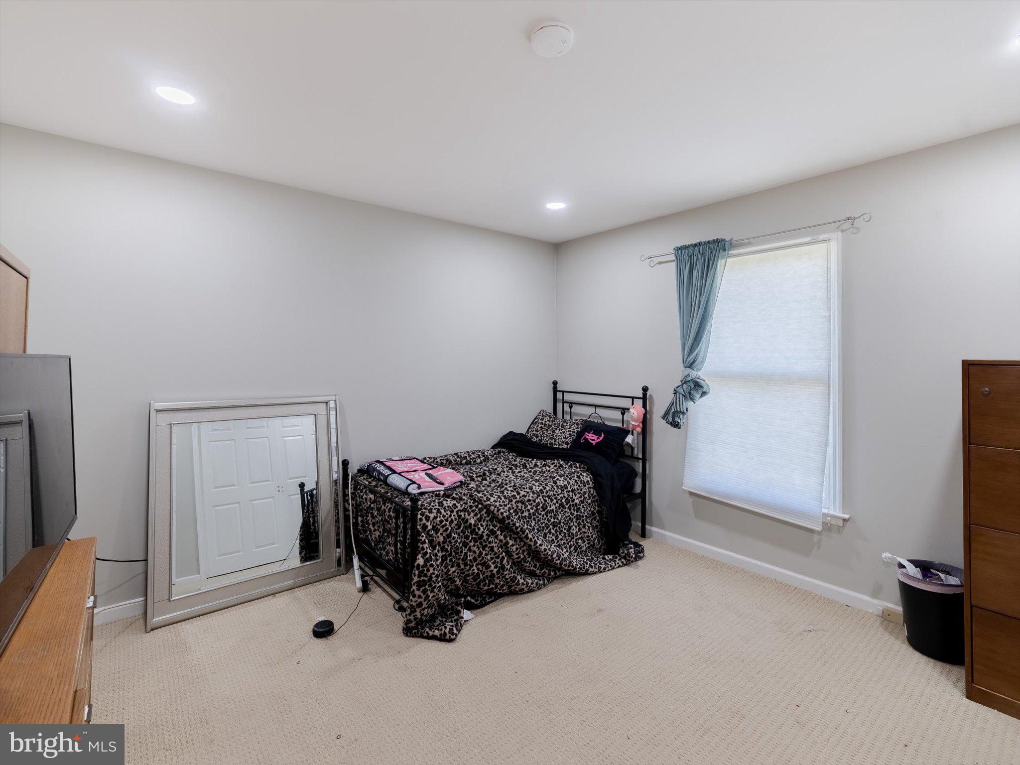 GRISTMILL RUN - Residential