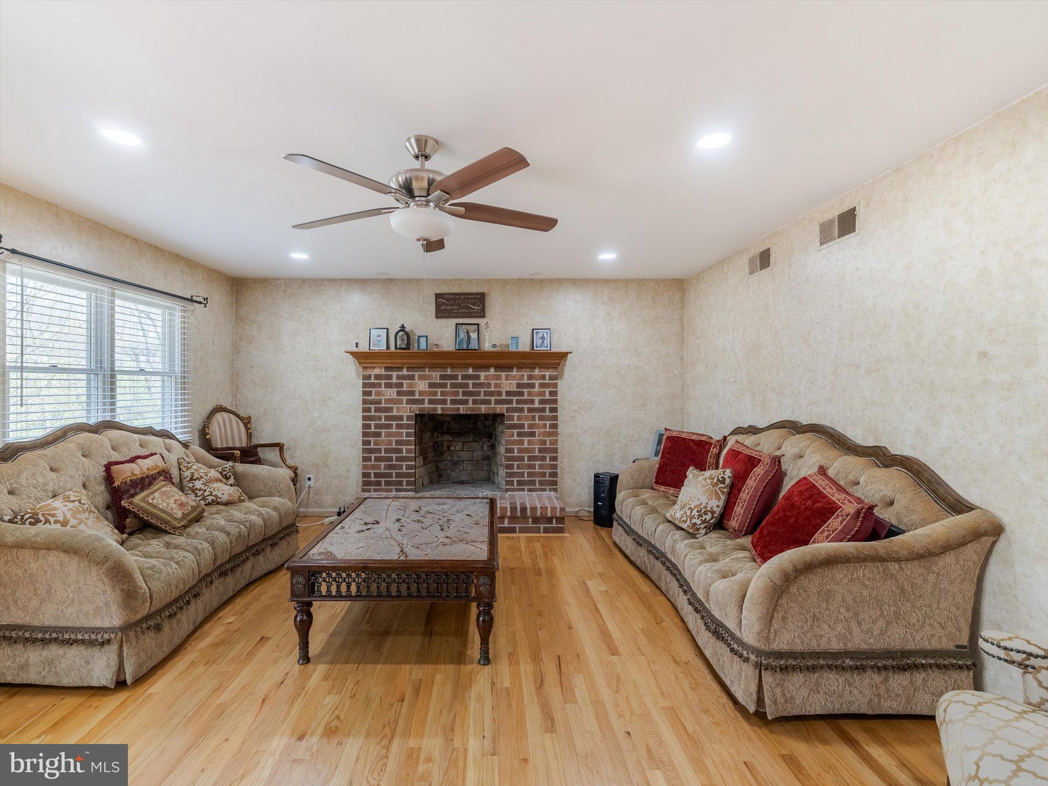 GRISTMILL RUN - Residential