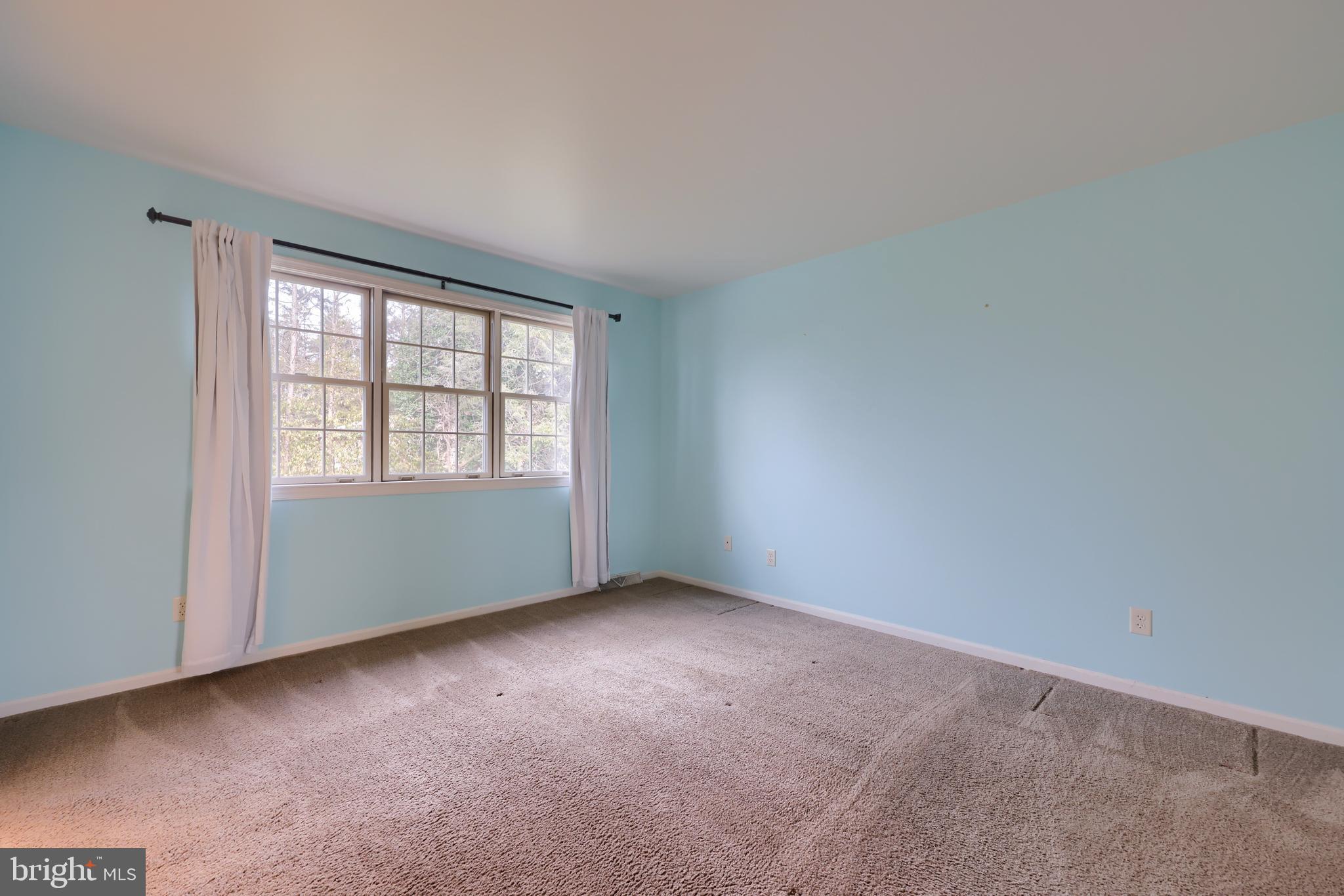 SOUTH HILLS RUN - Residential