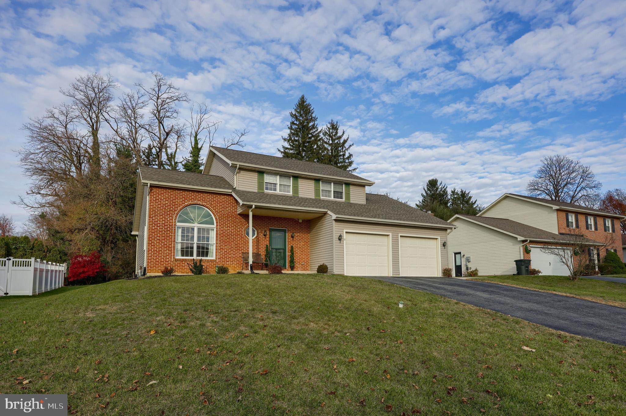 SOUTH HILLS RUN - Residential