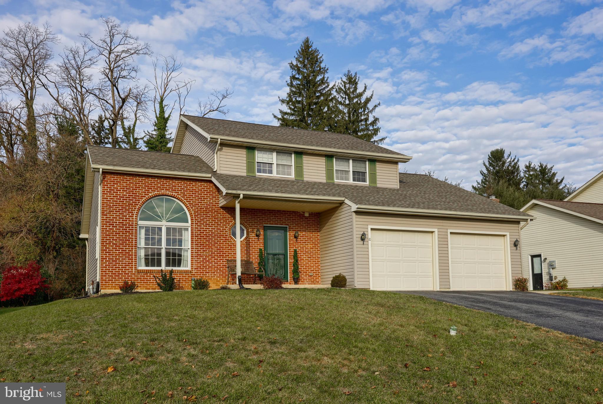 SOUTH HILLS RUN - Residential