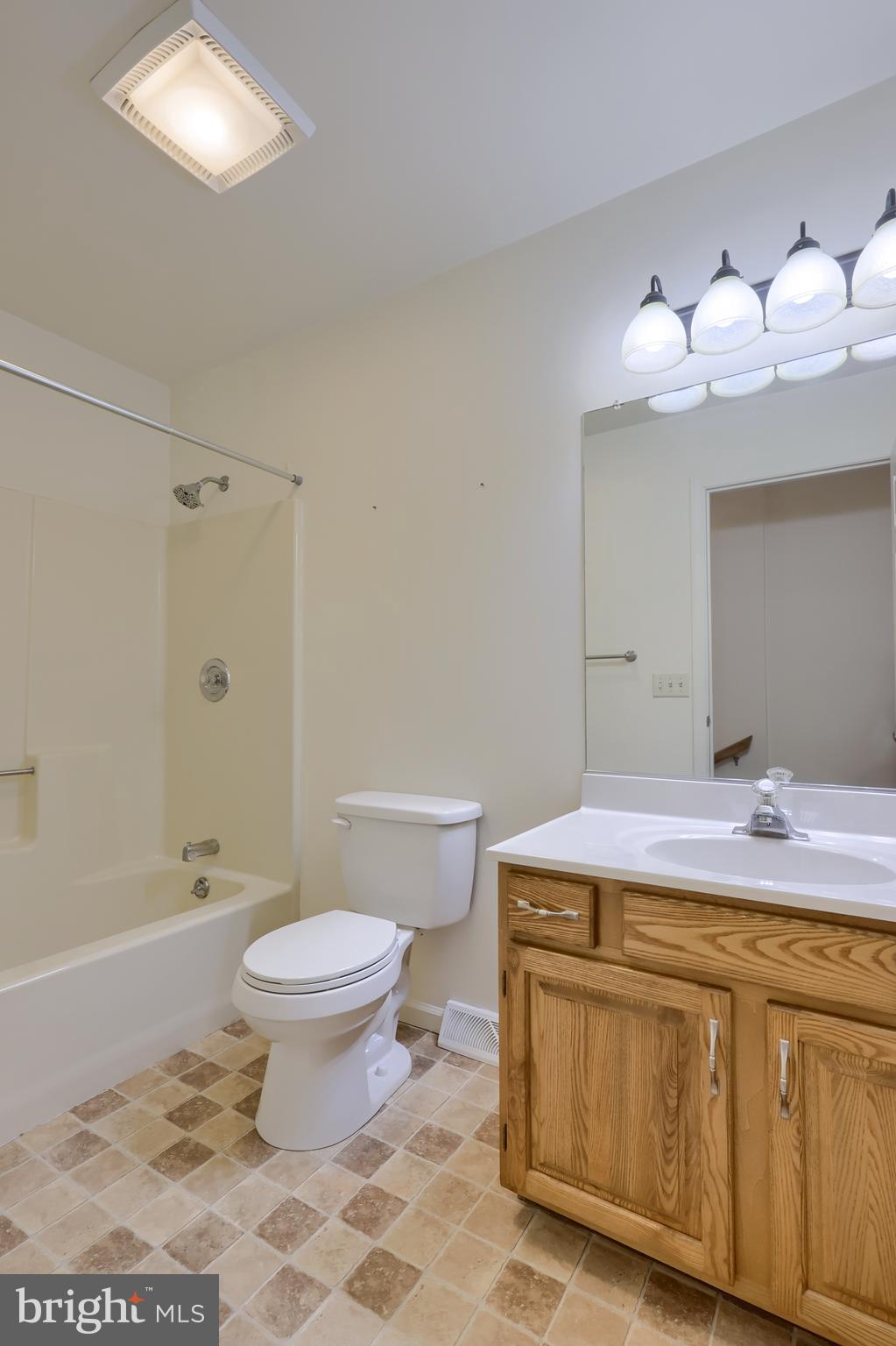 SOUTH HILLS RUN - Residential