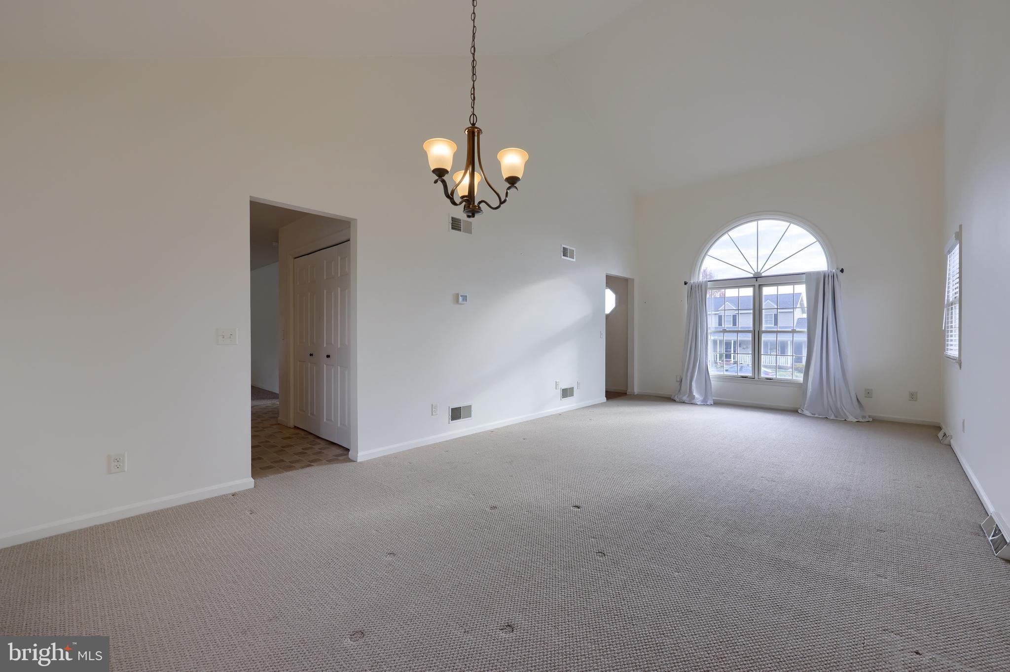 SOUTH HILLS RUN - Residential