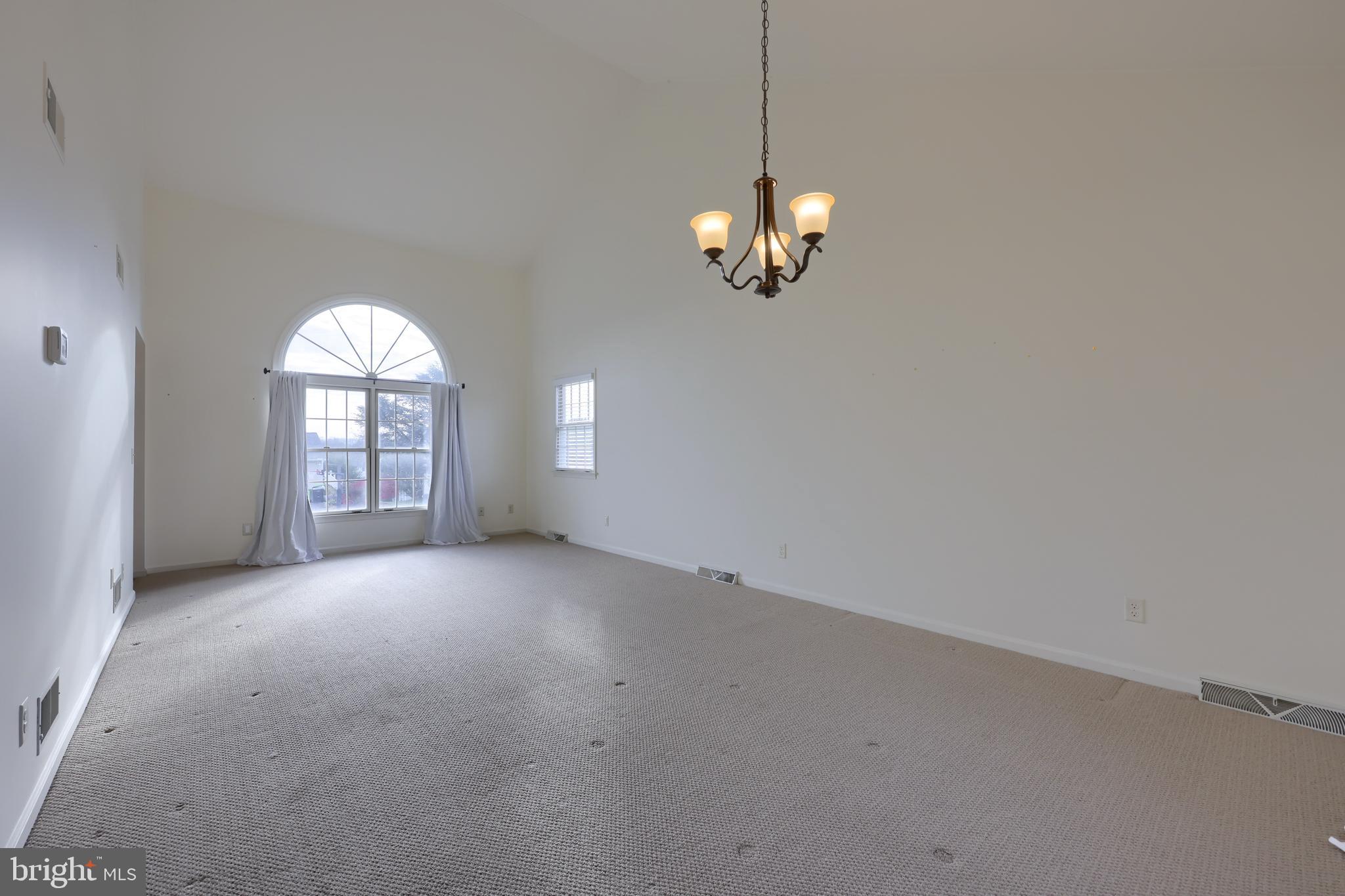 SOUTH HILLS RUN - Residential