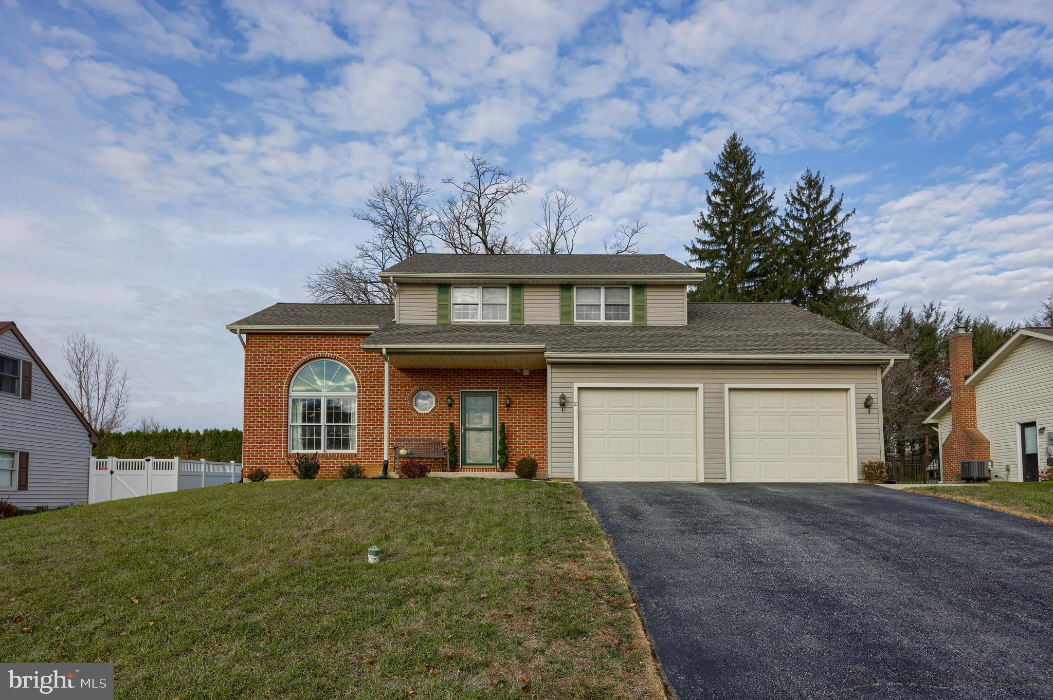 SOUTH HILLS RUN - Residential