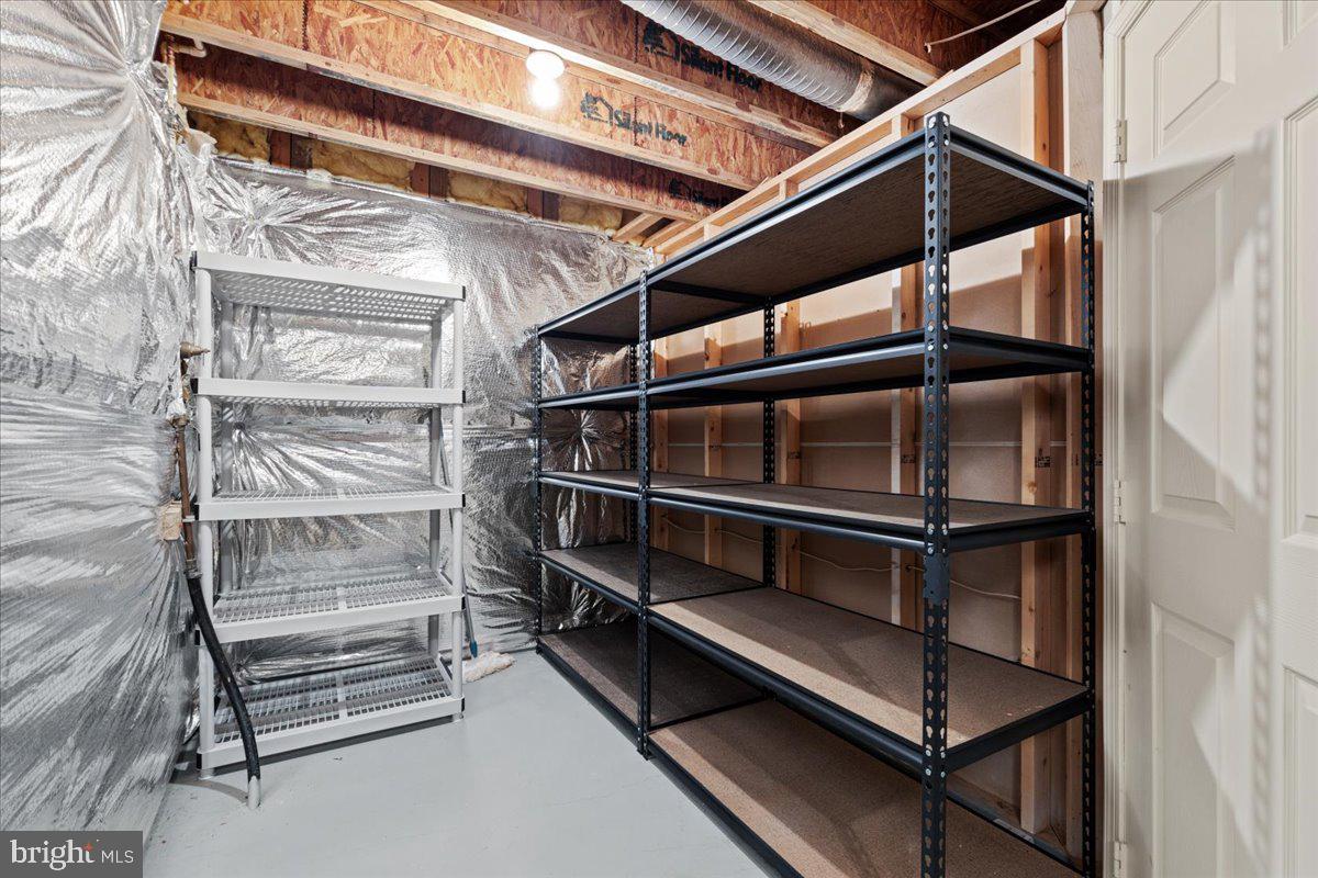 RIVER CREEK - Residential