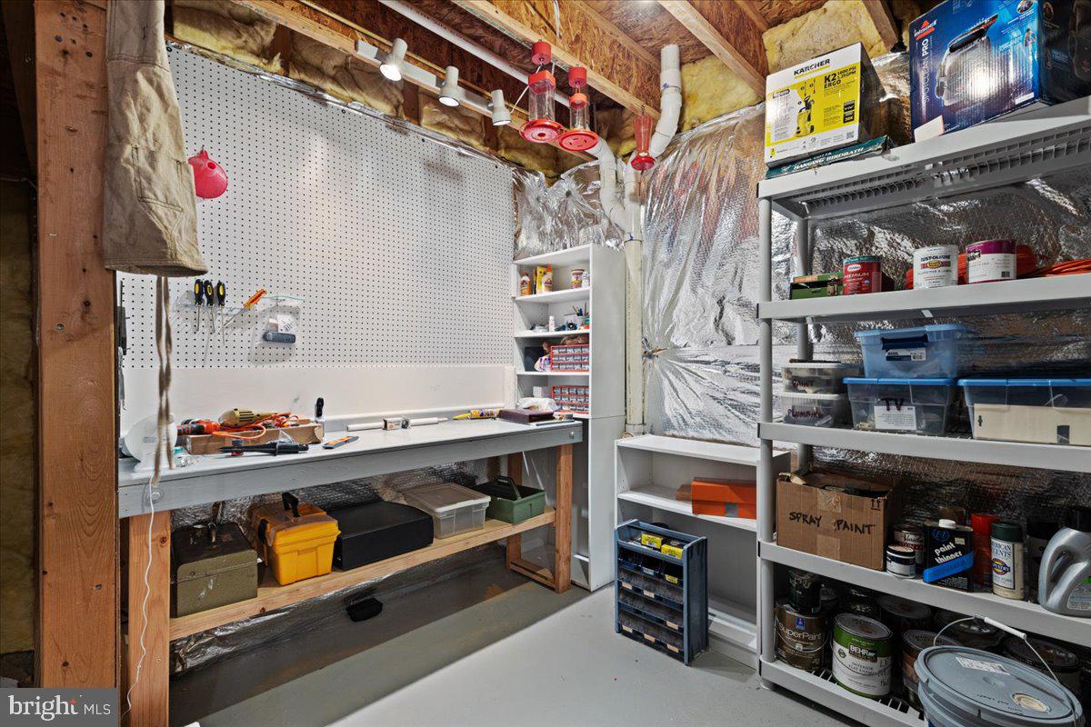 RIVER CREEK - Residential